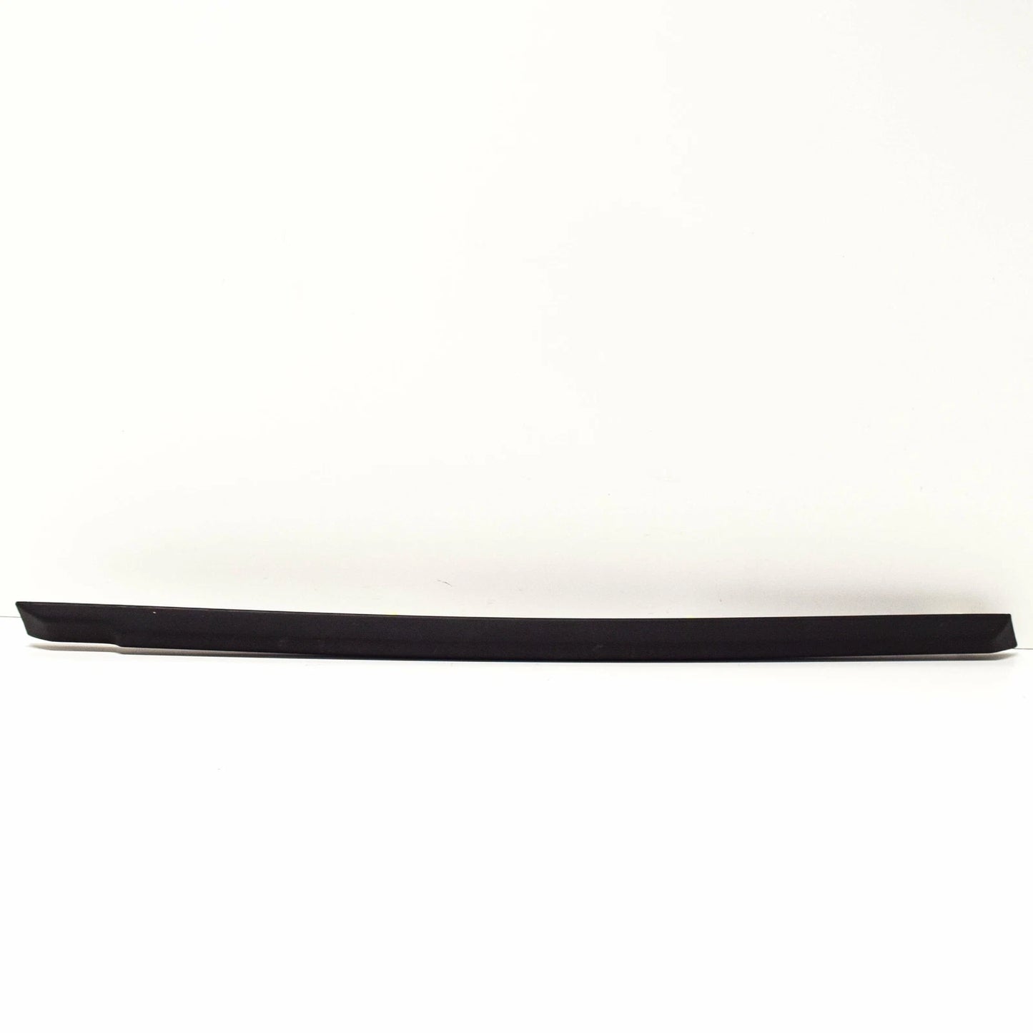 NEW BMW 3 E30 REAR RIGHT DOOR MOLDING TRIM 51131960734 1960734 ORIGINAL