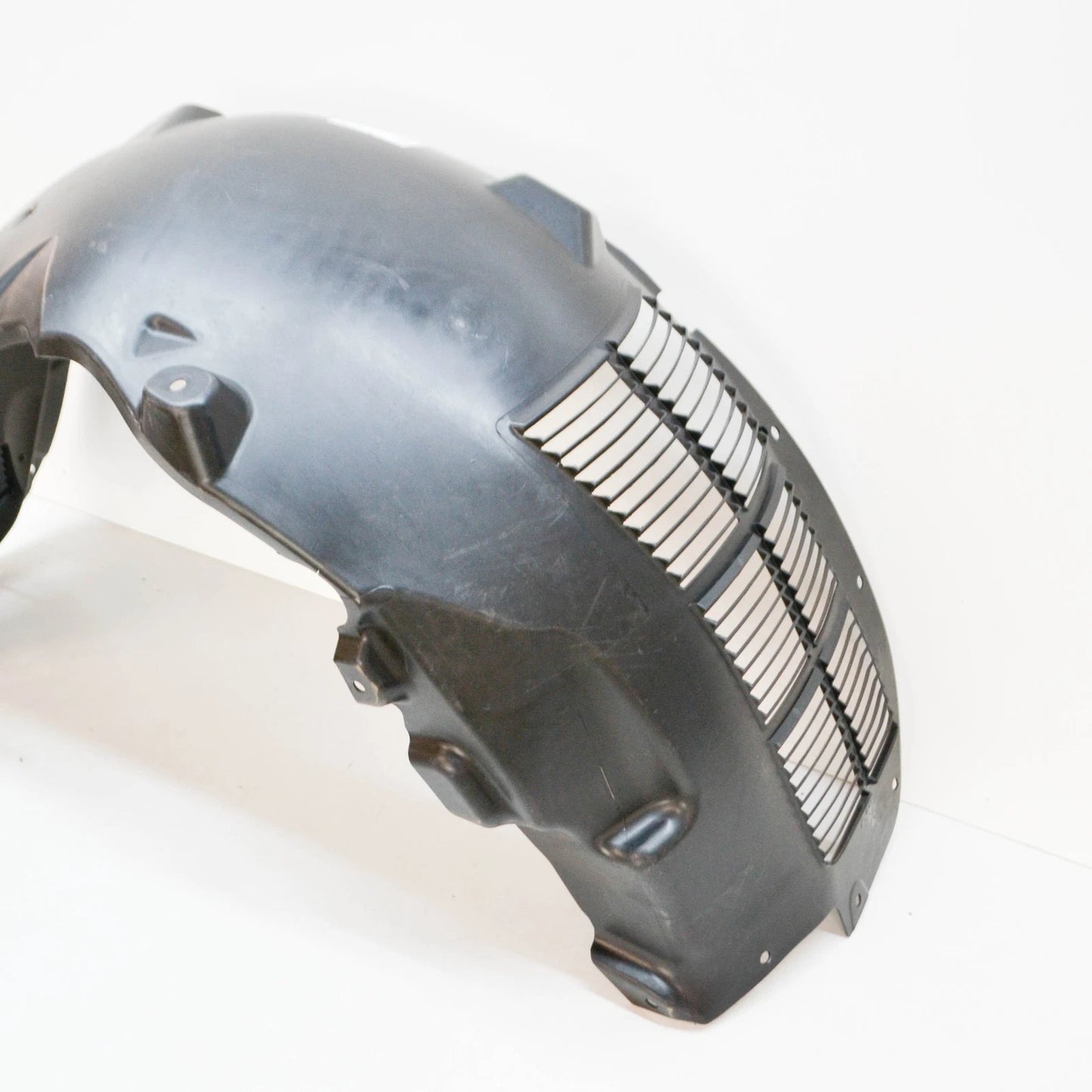 NEW AUDI R8 SPYDER 42 REAR LEFT INNER FENDER LINER 420810171G