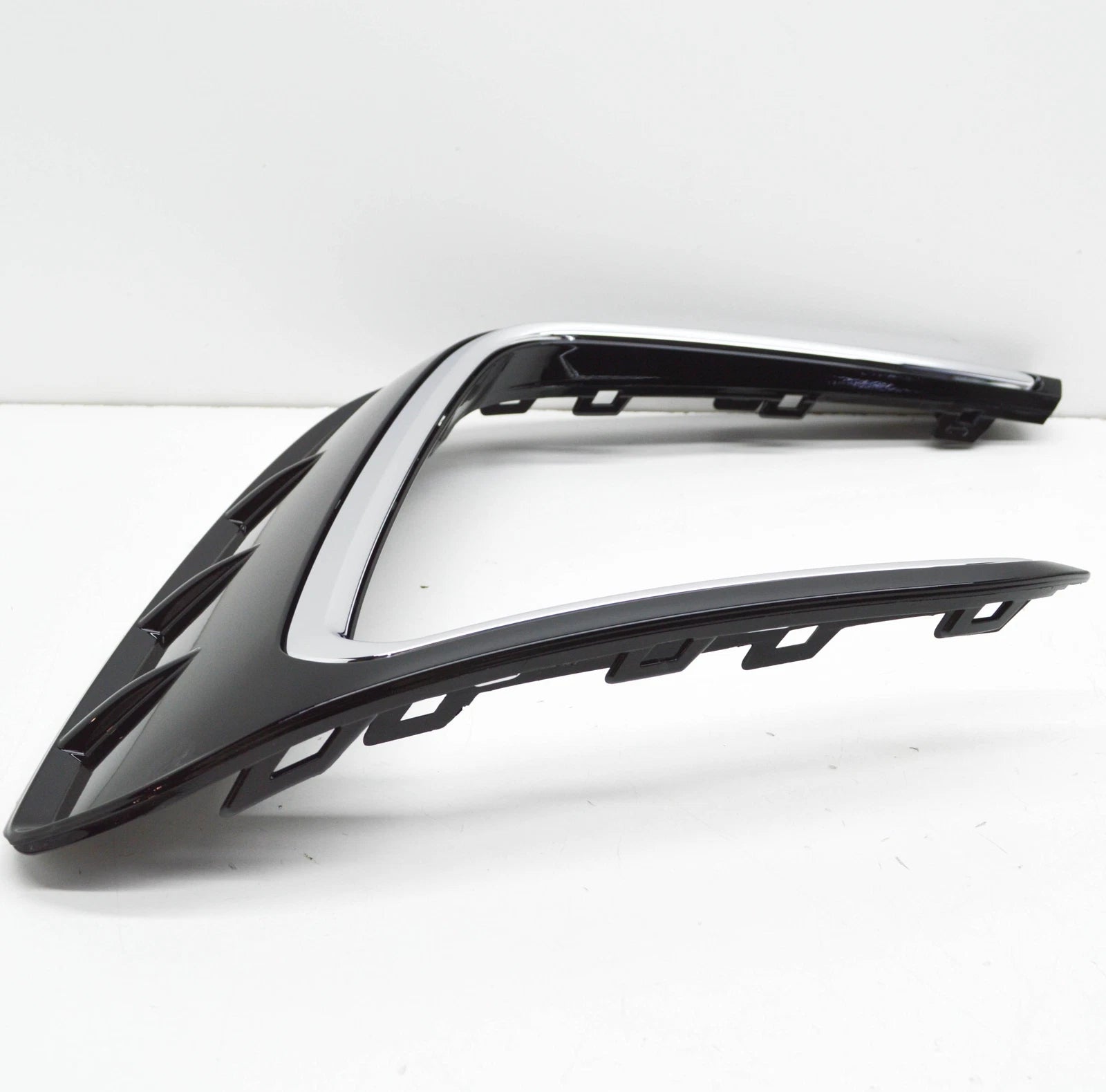 NEW VOLKSWAGEN TIGUAN AD FRONT RIGHT BUMPER GRILLE TRIM 5NN854662FDPJ