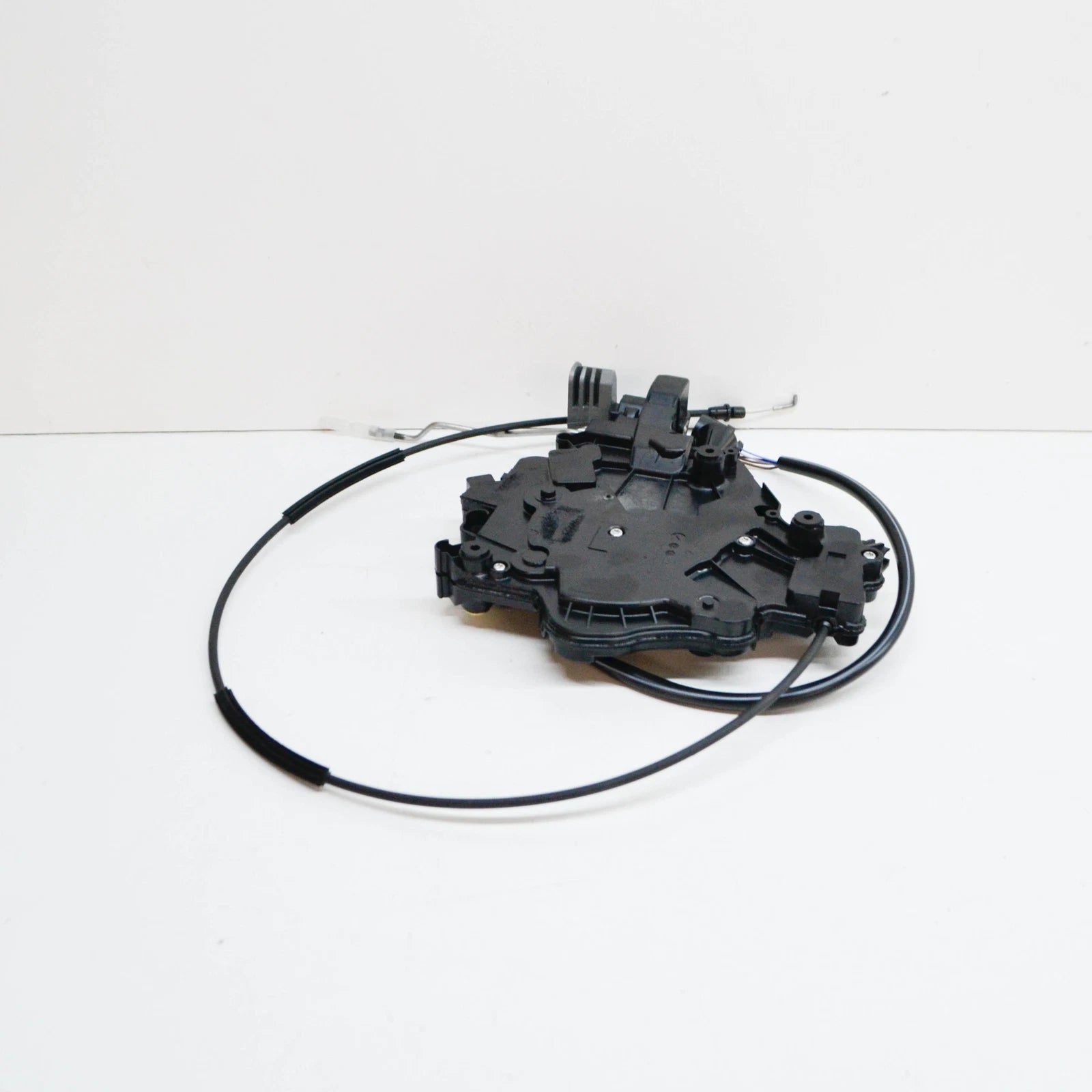 NEW VW MULTIVAN VI SG MK6 RIGHT SLIDING DOOR LOCK MECHANISM 7E0843654BM ORIGINAL