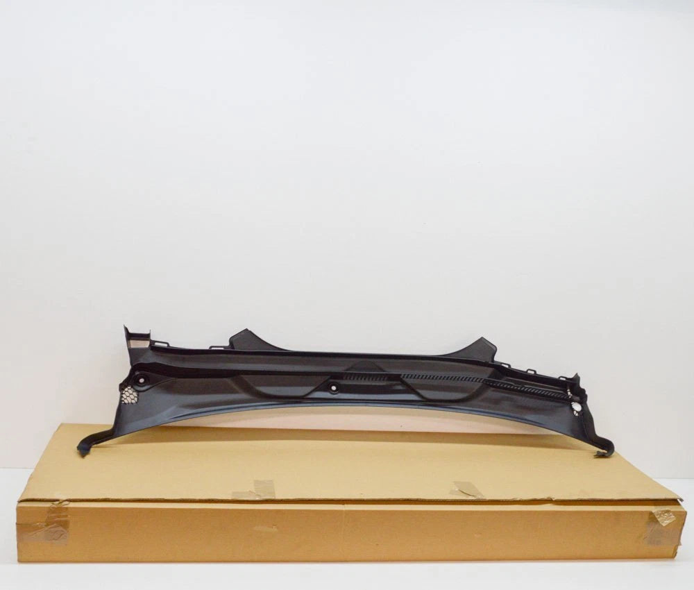 NEW BMW 5 G30 FRONT WINDSCREEN WIPER COWL COVER TRIM 51717388714 LHD ORIGINAL