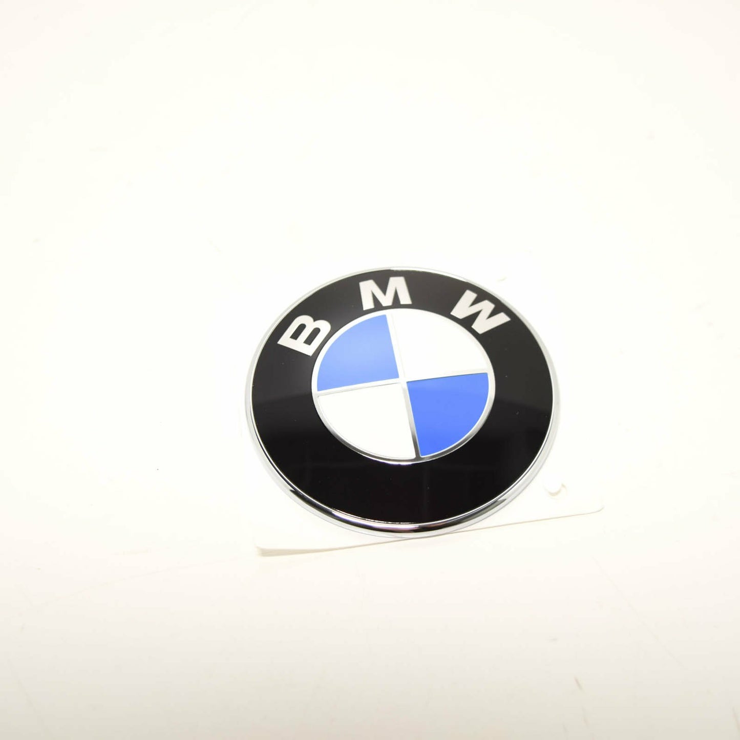 new bmw z3 coupe e36 rear trunk bootlid badge 70mm 7721222 51147721222 original
