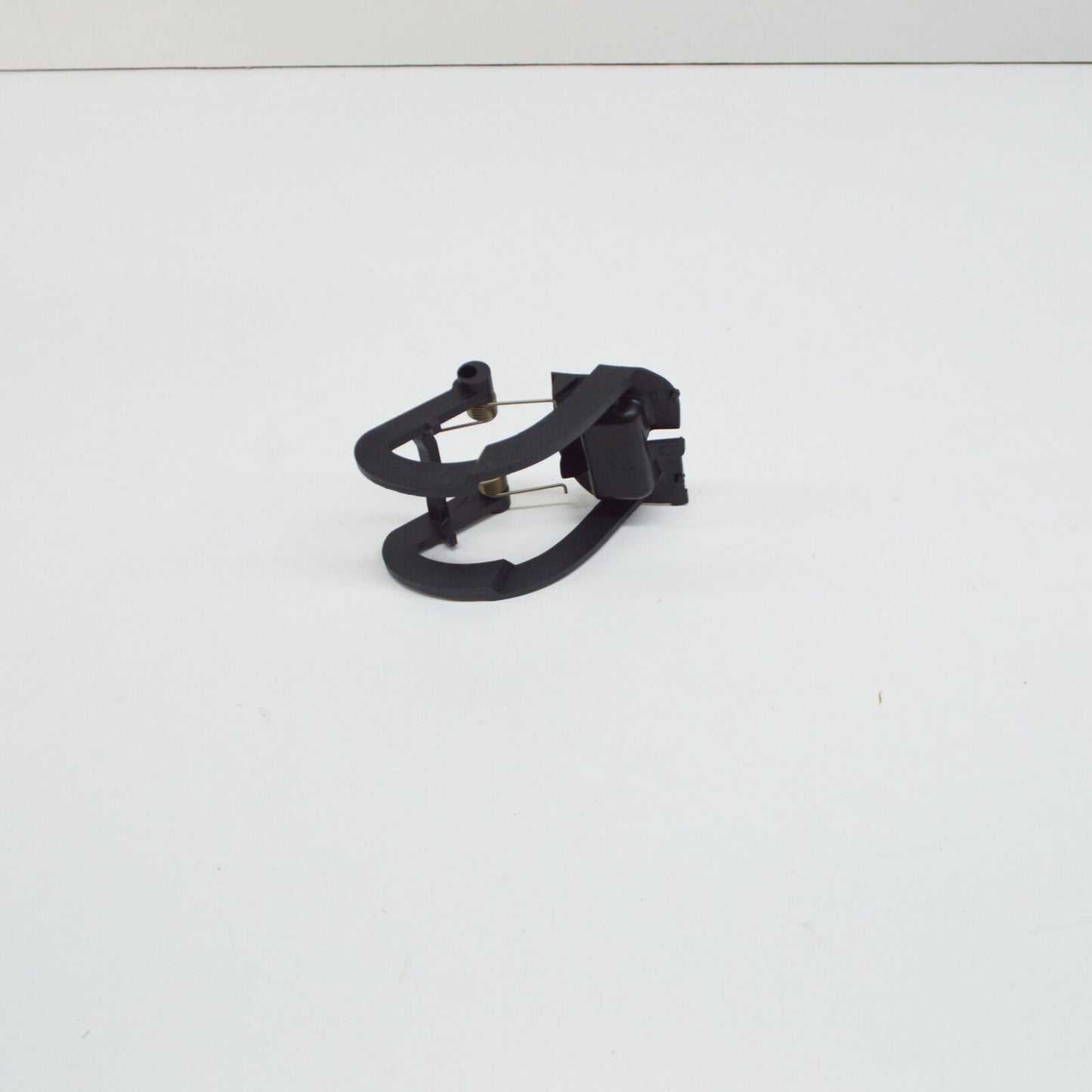 NEW MB CLS C219 RIGHT HEADLIGHT WASHER COVER CAP A21988004059999 ORIGINAL