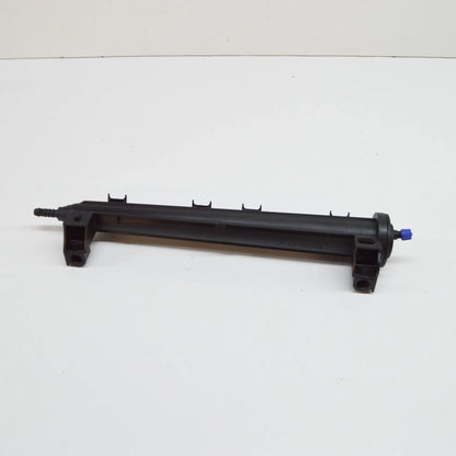 NEW VOLKSWAGEN CADDY 2K MK3 FUEL RAIL 06A133317AS ORIGINAL
