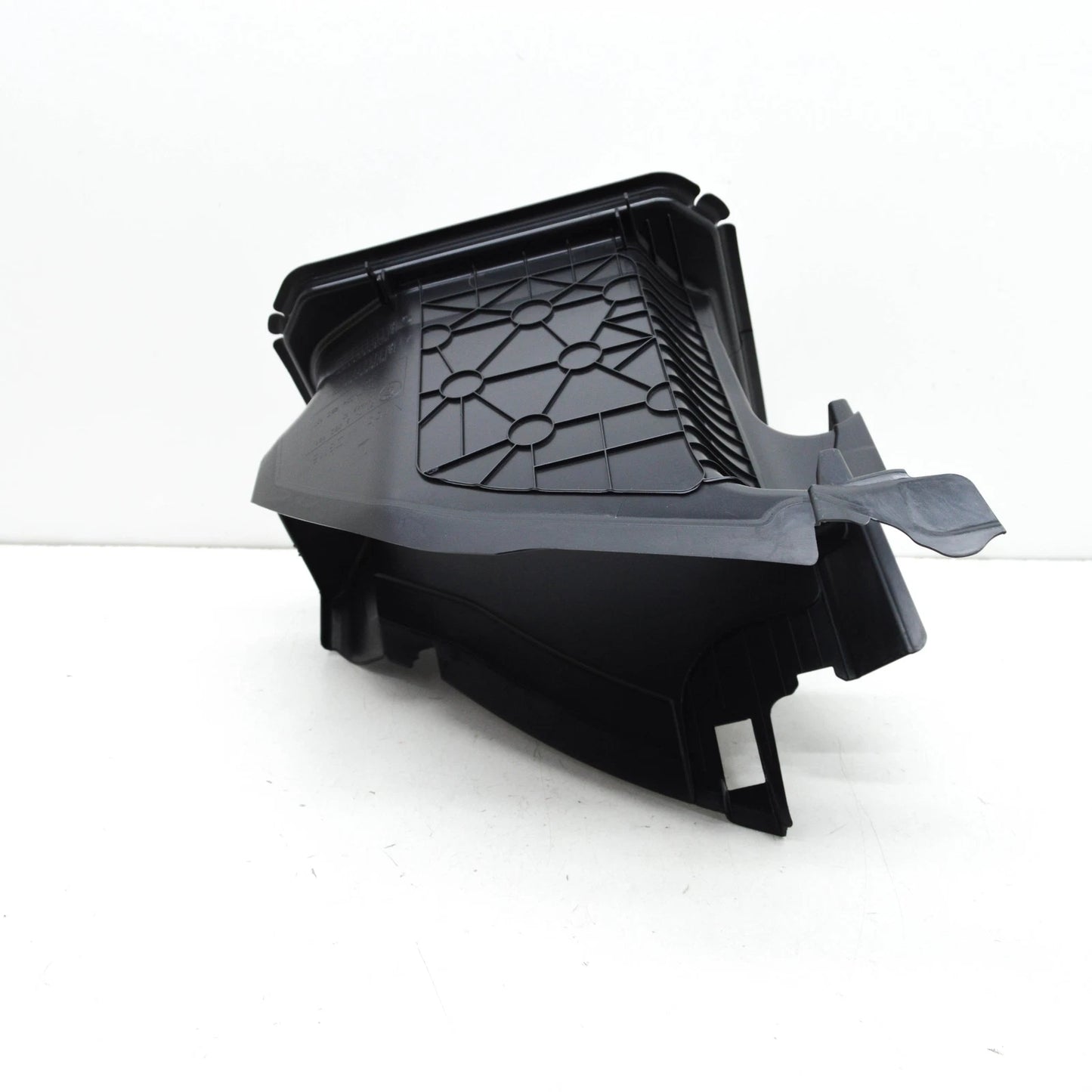 NEW BMW X3 M F97 LEFT RADIATOR AIR DUCT 51748082959 ORIGINAL