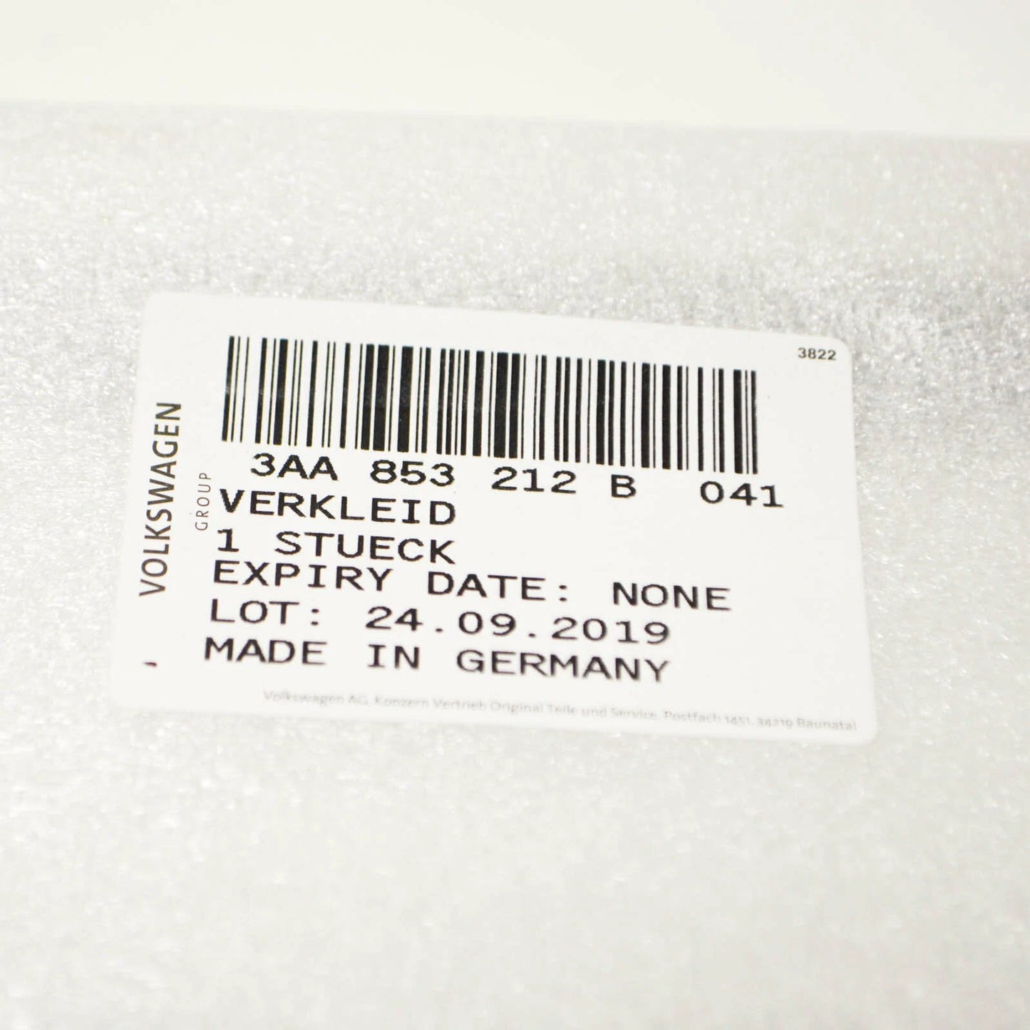 NEW VW PASSAT B7 R-LINE FRONT BUMPER RIGHT TRIM 3AA853212B041