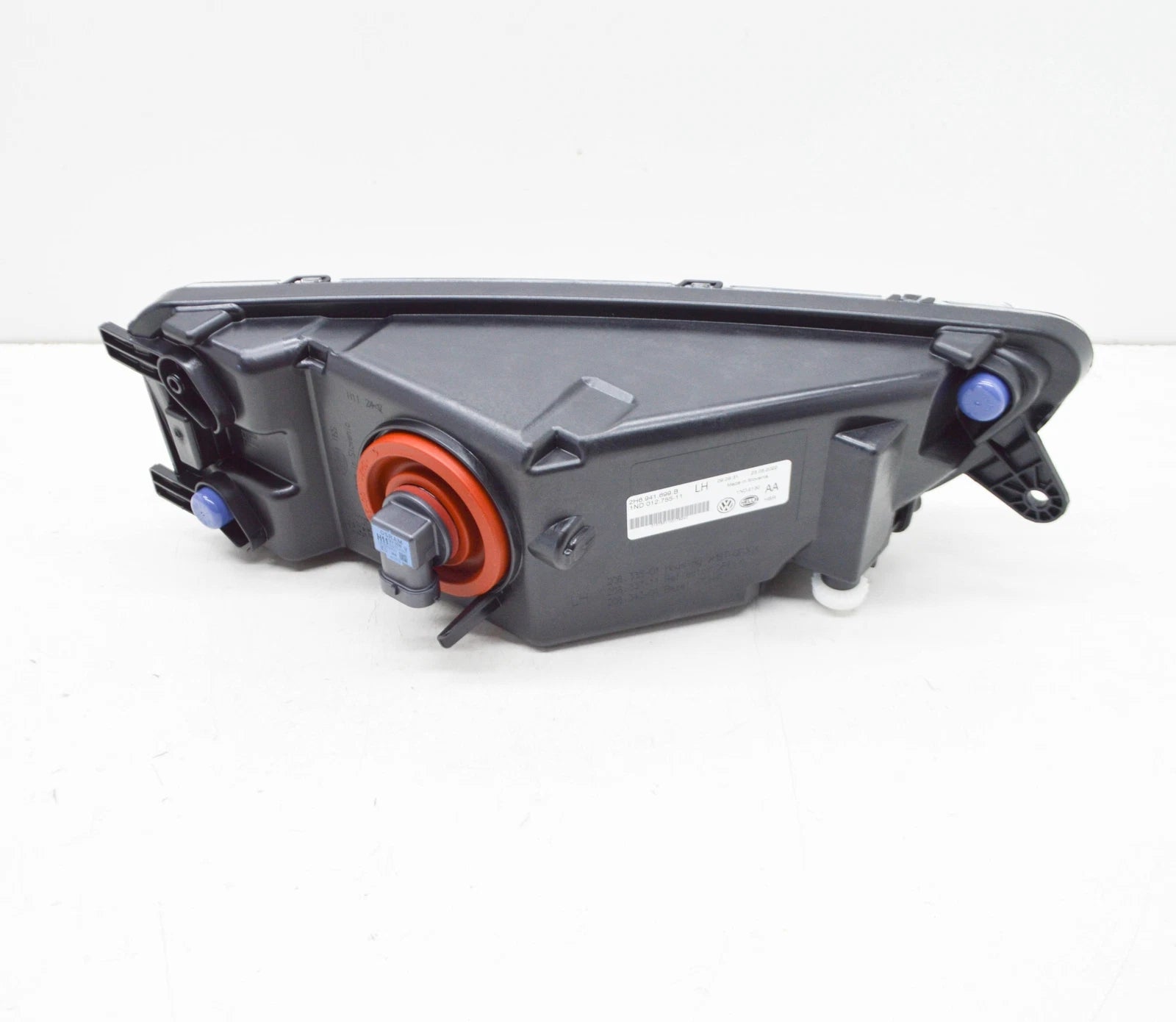 NEW VOLKSWAGEN AMAROK MK1 B FRONT LEFT FOG LIGHT 2H6941699B
