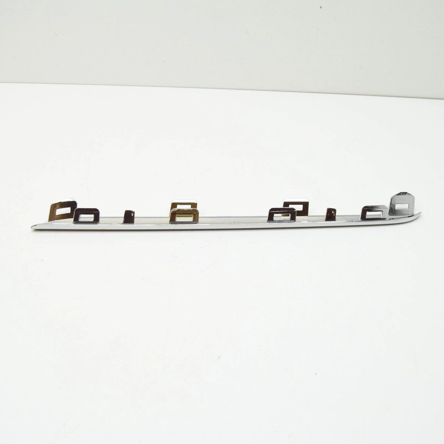 NEW MERCEDES-BENZ E W213 RADIATOR GRILLE RIGHT TRIM MOLDING A2388881000 ORIGINAL