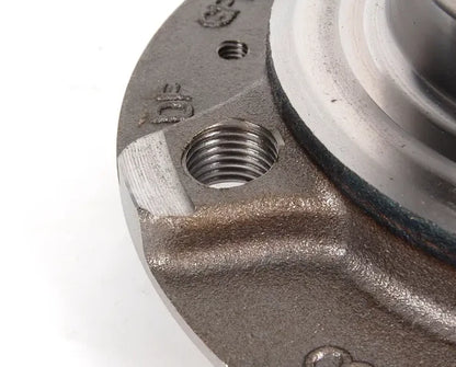 NEW AUDI A5 SPORTBACK 8T REAR WHEEL HUB 8K0407613D ORIGINAL