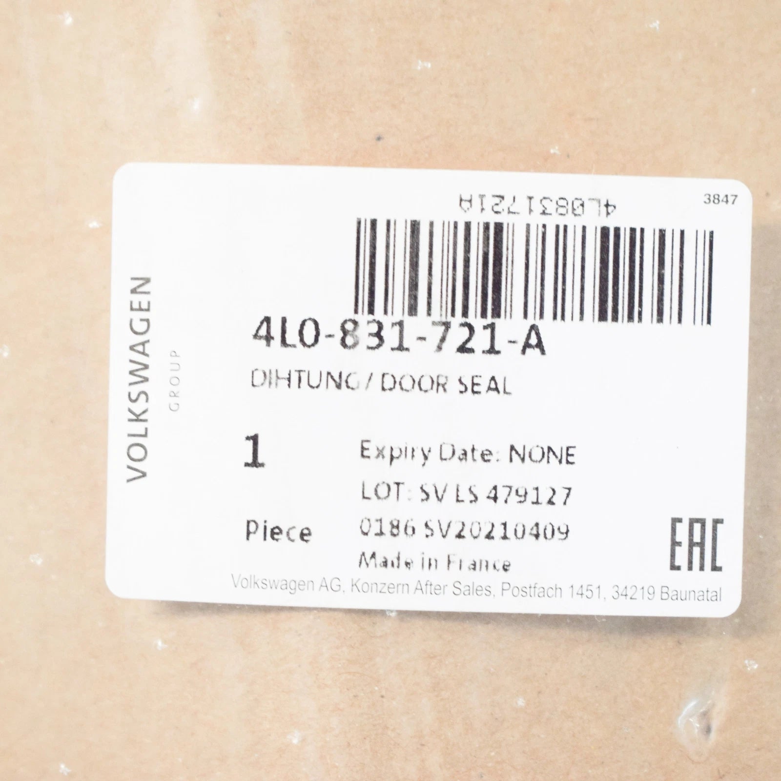 NEW AUDI Q7 4L FRONT LEFT INNER DOOR SEAL 4L0831721A