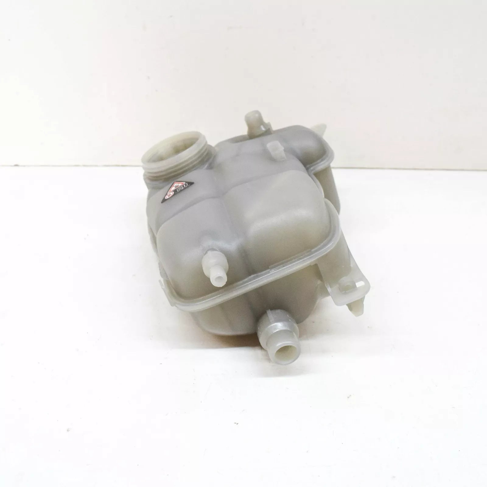 NEW MB A W177 ENGINE COOLANT EXPANSION RESERVOIR TANK A2475000049 ORIGINAL