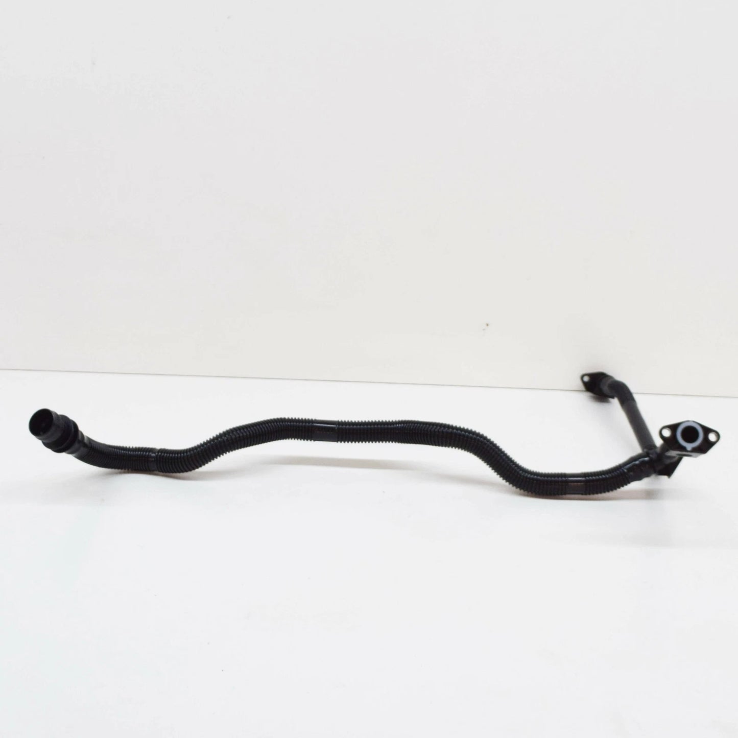 NEW AUDI A4 B8 SECONDARY AIR PUMP CONNECTING PIPE 06E131143AJ