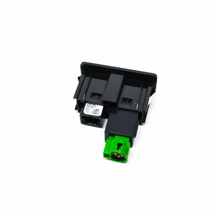 NEW VW BEETLE A5 USB AND AUX IN CONNECTION 5G0035222E