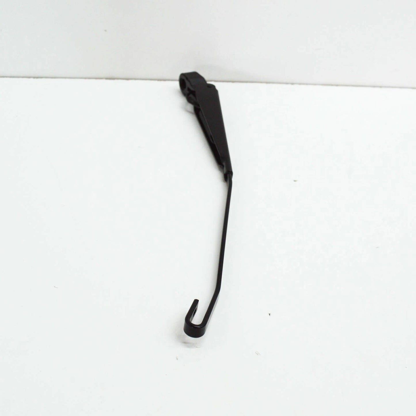 NEW MERCEDES BENZ G W463 REAR TRUNK WINDOW WIPER ARM A4638200244