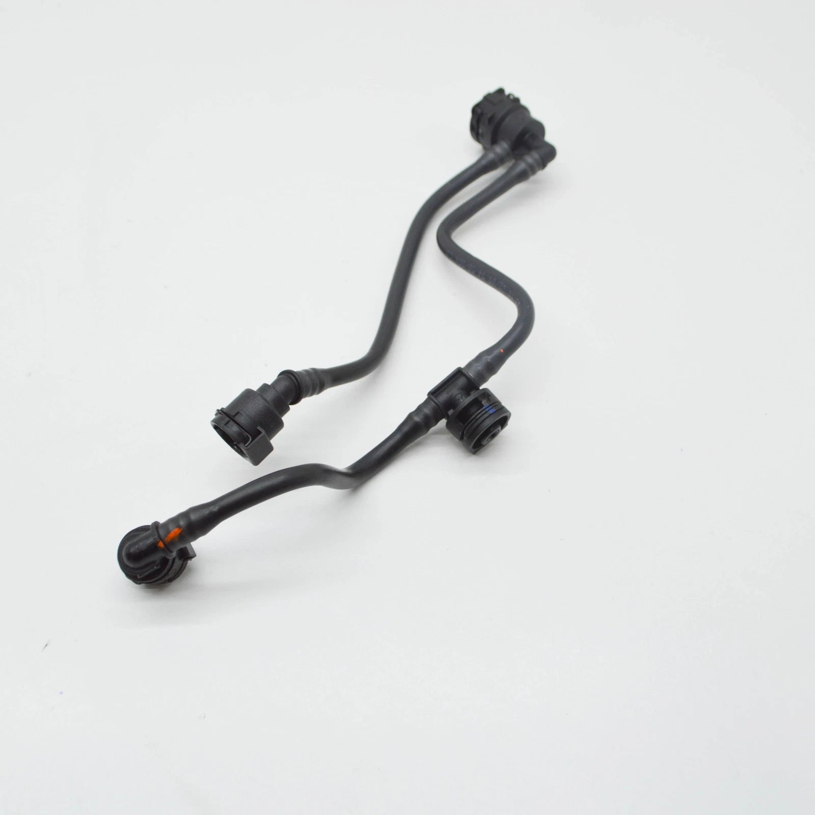 NEW MERCEDES-BENZ C W205 EXPANSION RESERVOIR BLEED LINE A2055015001