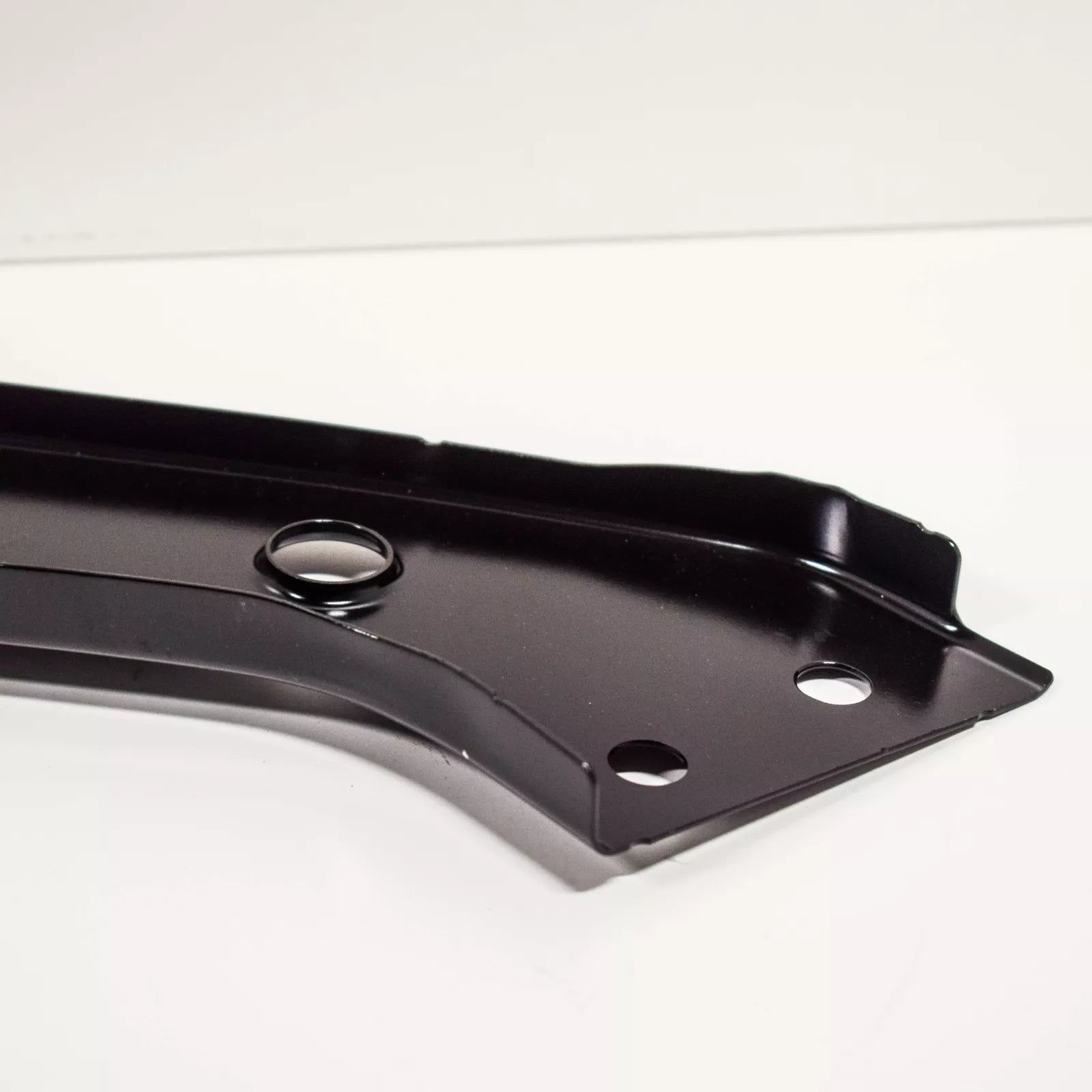 NEW VW TIGUAN MK1 RIGHT UPPER RADIATOR SUPPORT BRACE 5NA805932A ORIGINAL