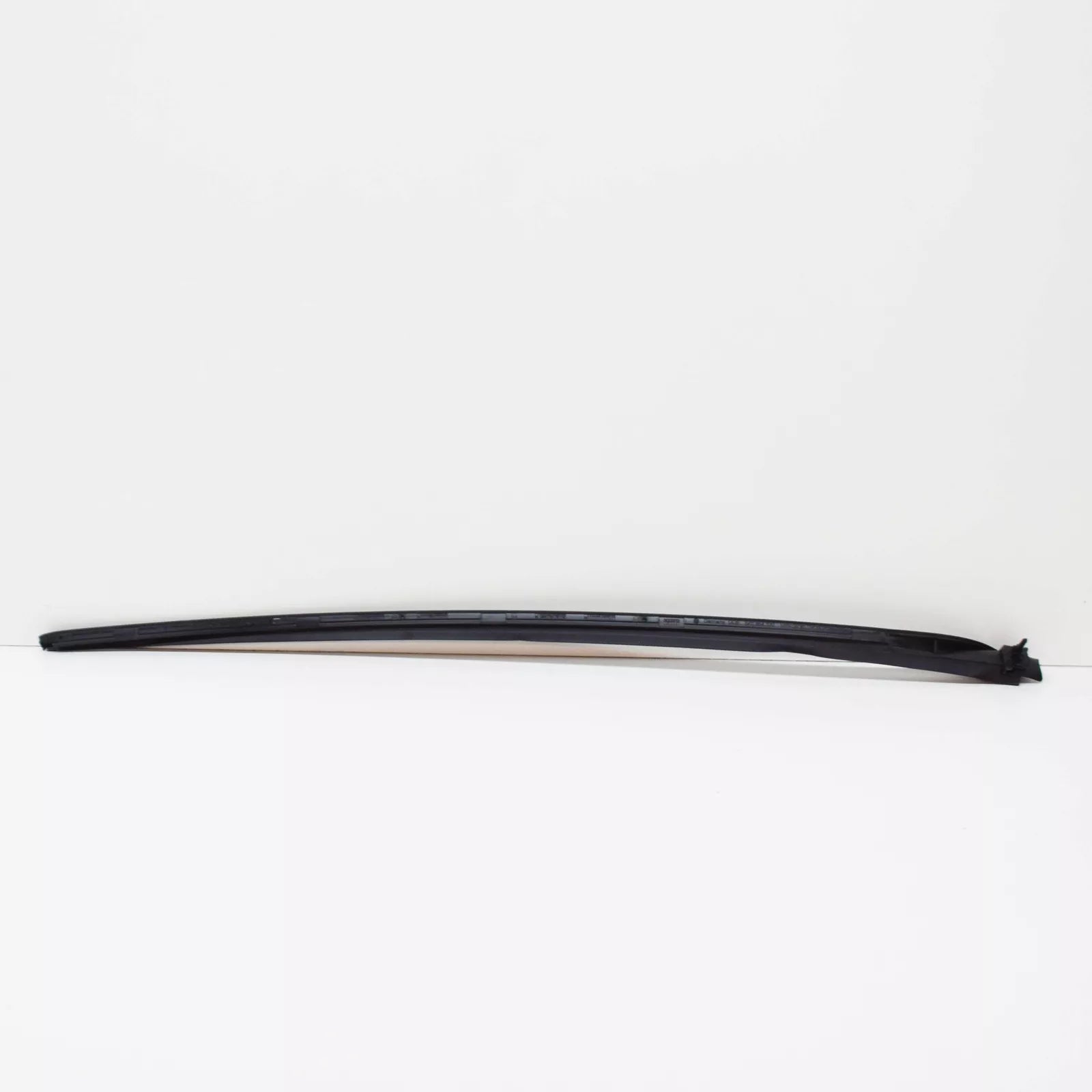 NEW VOLKSWAGEN GOLF MK6 WINDSHIELD RIGHT SIDE END TRIM 5K0854320C5AP ORIGINAL