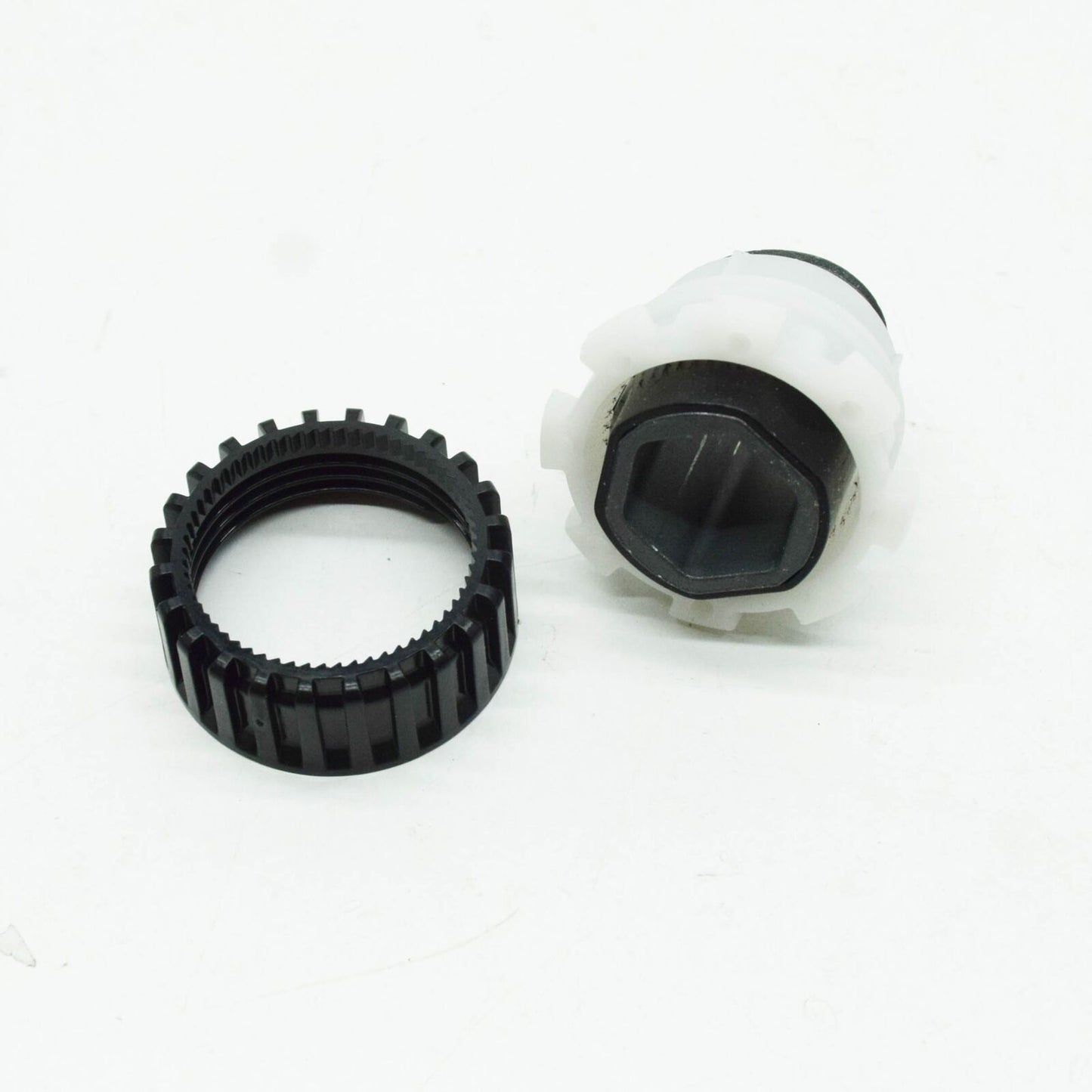 NEW MERCEDES-BENZ C W206 FRONT REINFORCEMEN MOUNT PLATE A2066209601 ORIGINAL