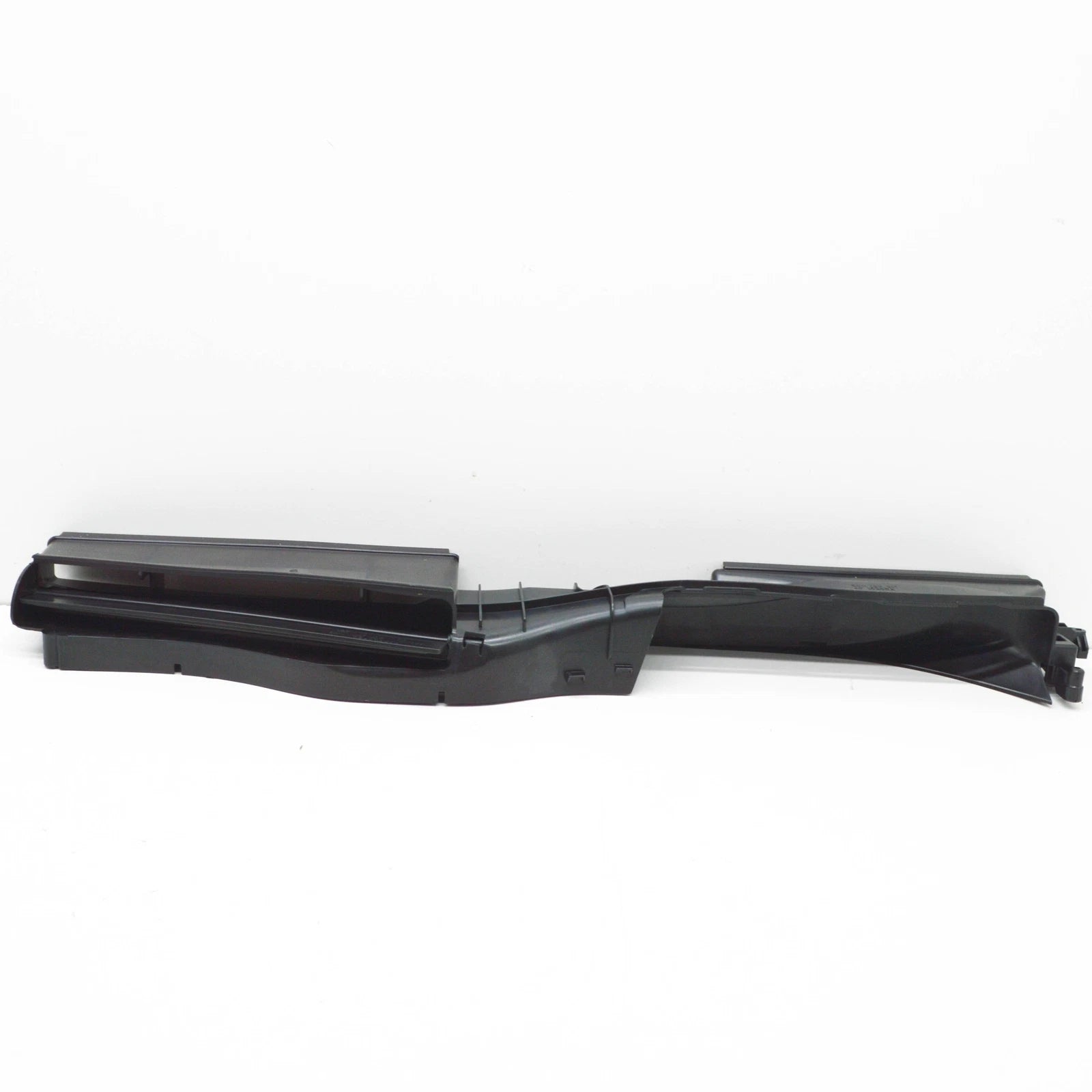 NEW VOLKSWAGEN TIGUAN 5N LOWER AIR GUIDE DUCT 5QM129254