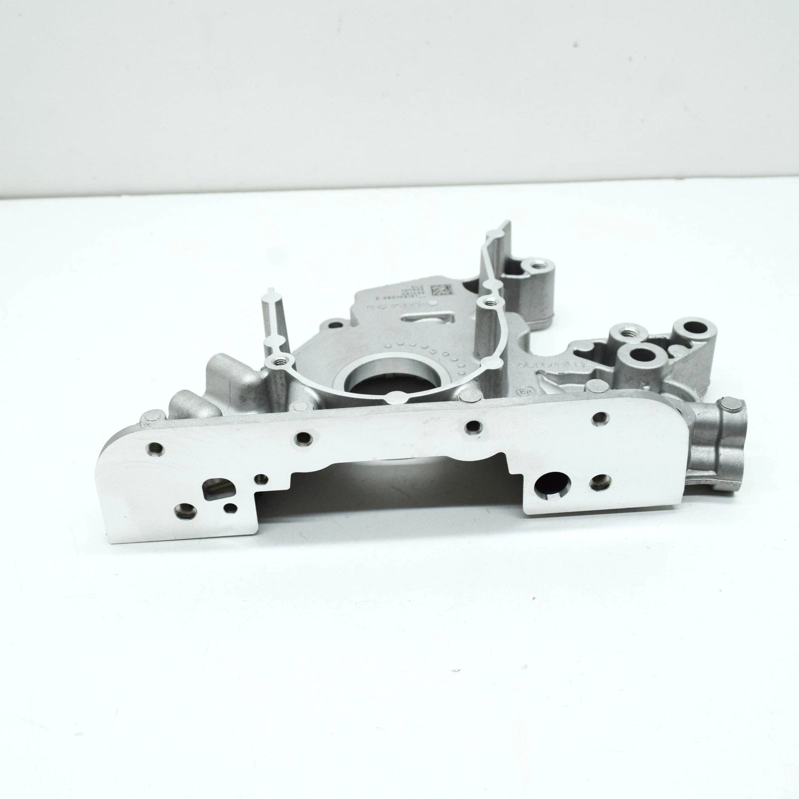 NEW VOLKSWAGEN POLO AW FRONT SEALING FLANGE 05C103151 ORIGINAL