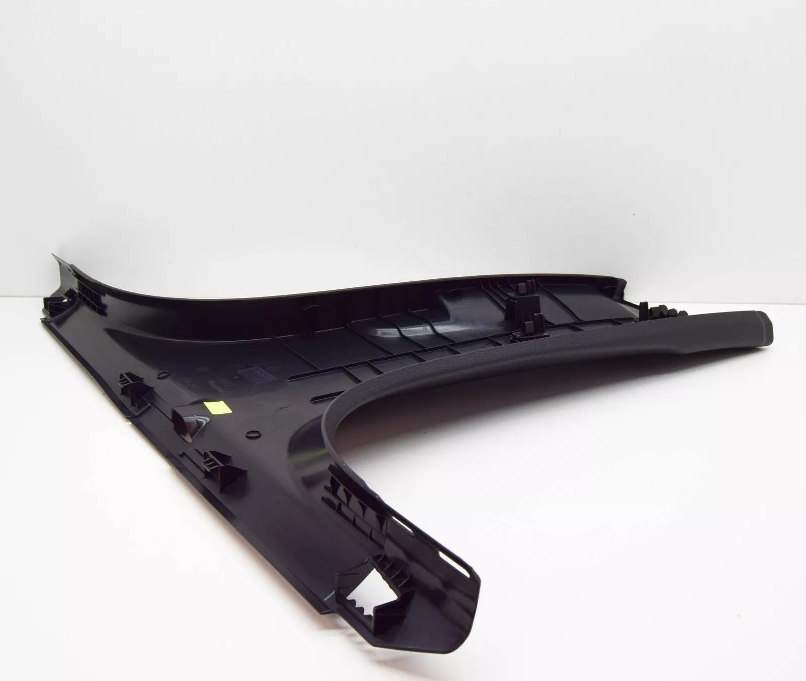 NEW AUDI A3 SPORTBACK 8YA LEFT SIDE B PILLAR LOWER TRIM 8Y0867239A4PK ORIGINAL