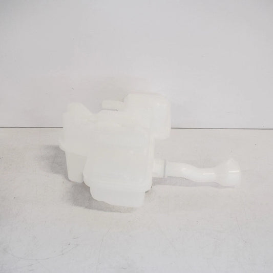 NEW BMW I3 WINDSHIELD WASHER TANK 61667381592 ORIGINAL