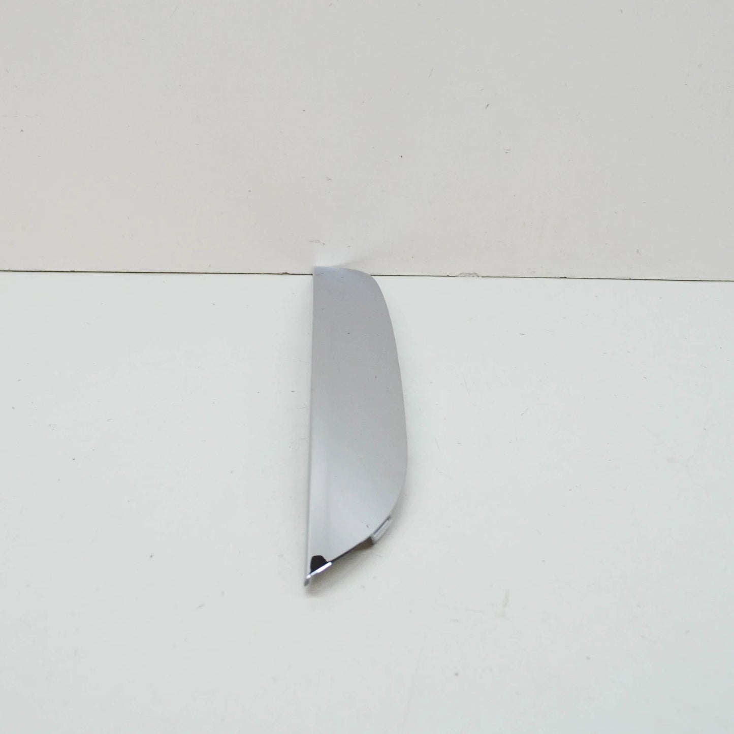 NEW BMW 7 F01 FRONT M BUMPER RIGHT MOLDING TRIM CHROME 51118047728 2015 ORIGINAL