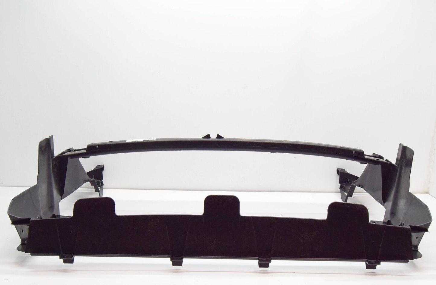 NEW VOLKSWAGEN TOUAREG 7L AIR GUIDE 7L6121333G ORIGINAL