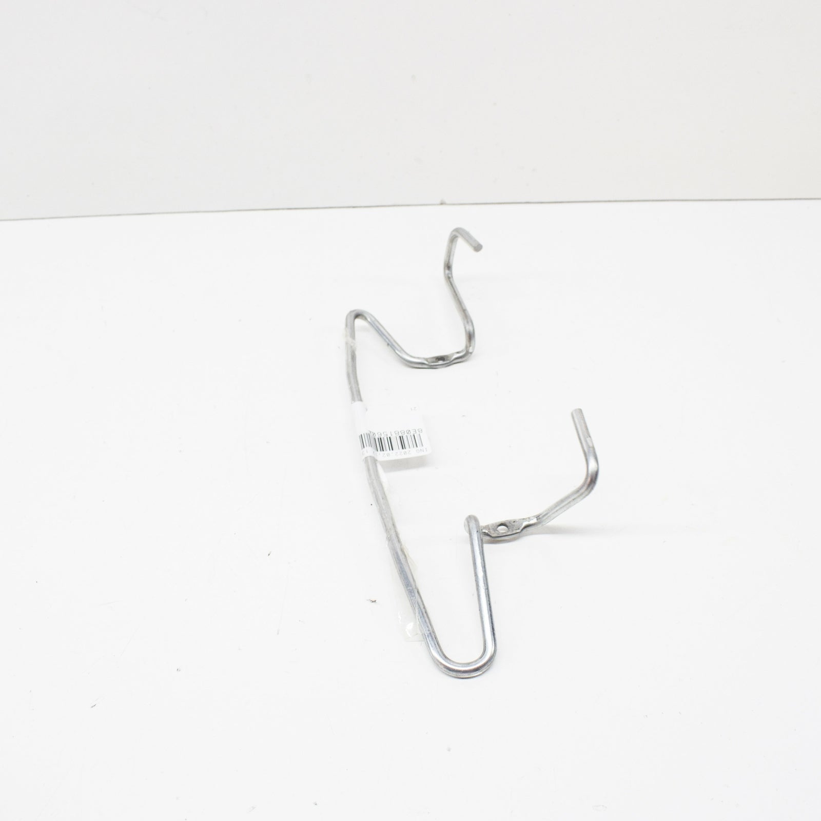 NEW AUDI A4 AVANT B7 FRONT RIGHT SEAT TRIM RETAINER 8E0881560A ORIGINAL