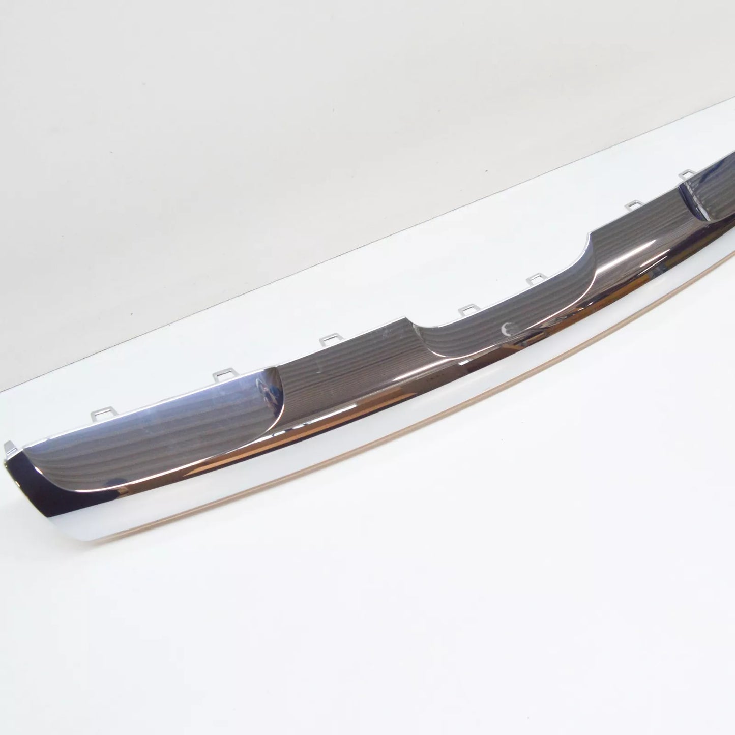 NEW MERCEDES-BENZ GLE W167 REAR BUMPER CENTER TRIM A1678857500 ORIGINAL