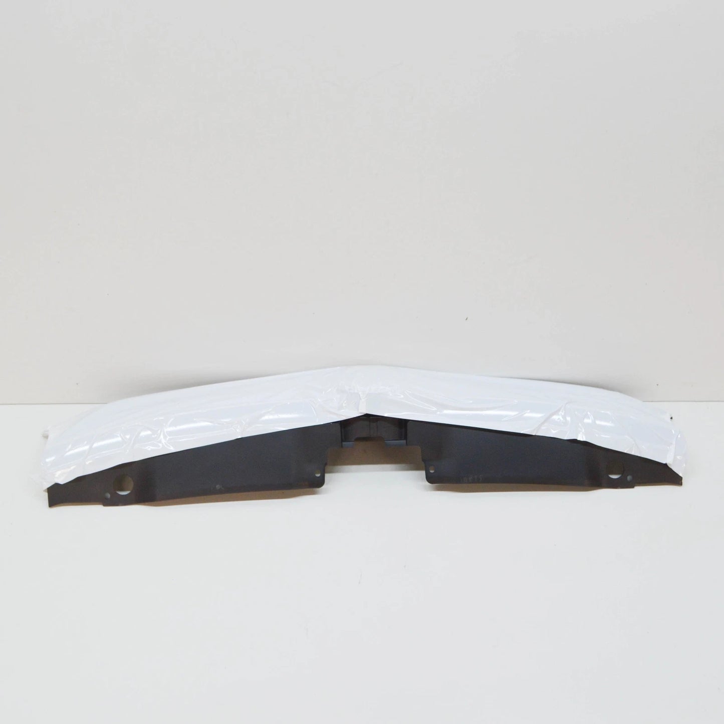 NEW VW JETTA A6 FRONT BUMPER RADIATOR GLI GRILLE 5C6853651PCEE ORIGINAL