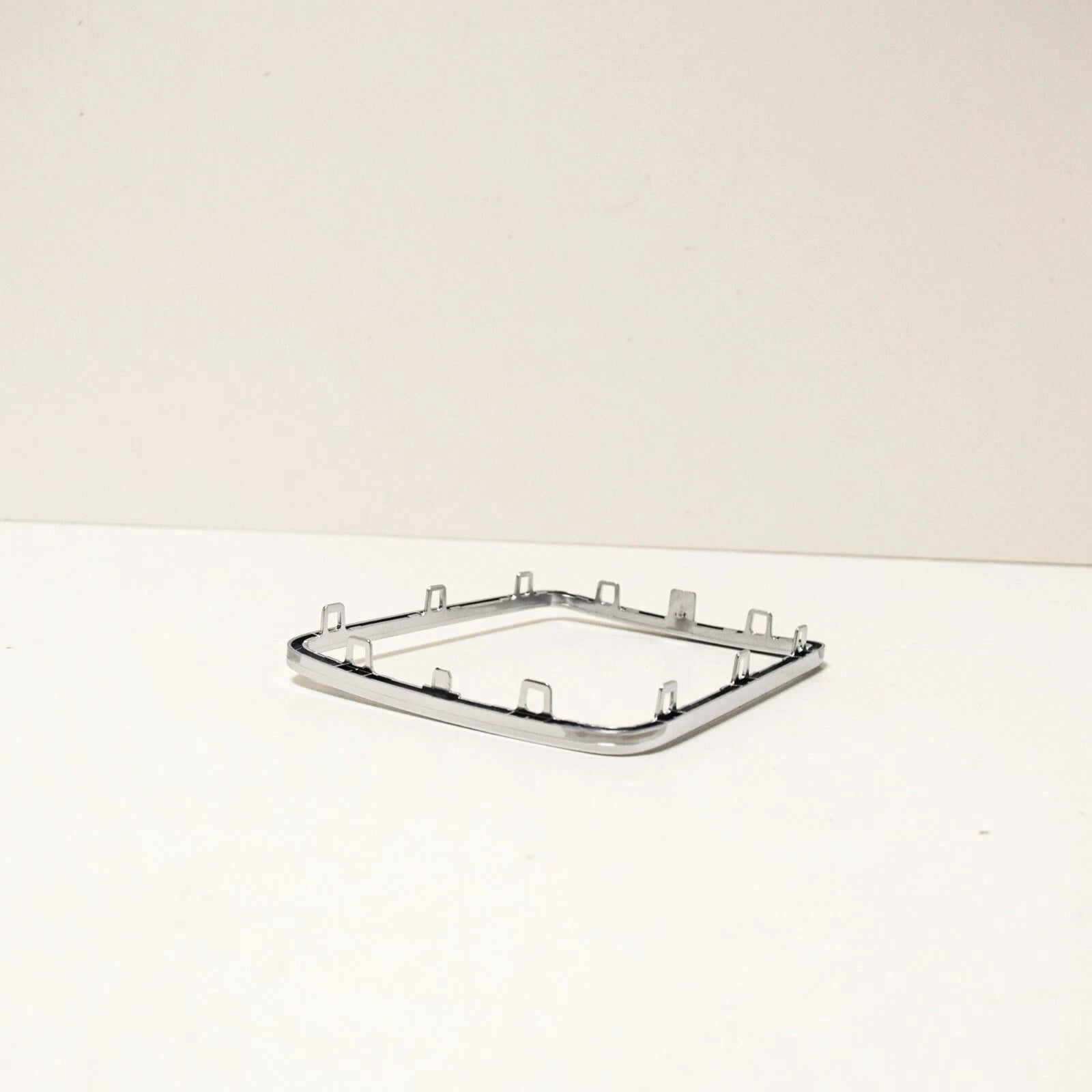 NEW AUDI A3 8V FRONT CENTER CONSOLE CHROME SURROUND TRIM 8V08642603Q7 ORIGINAL