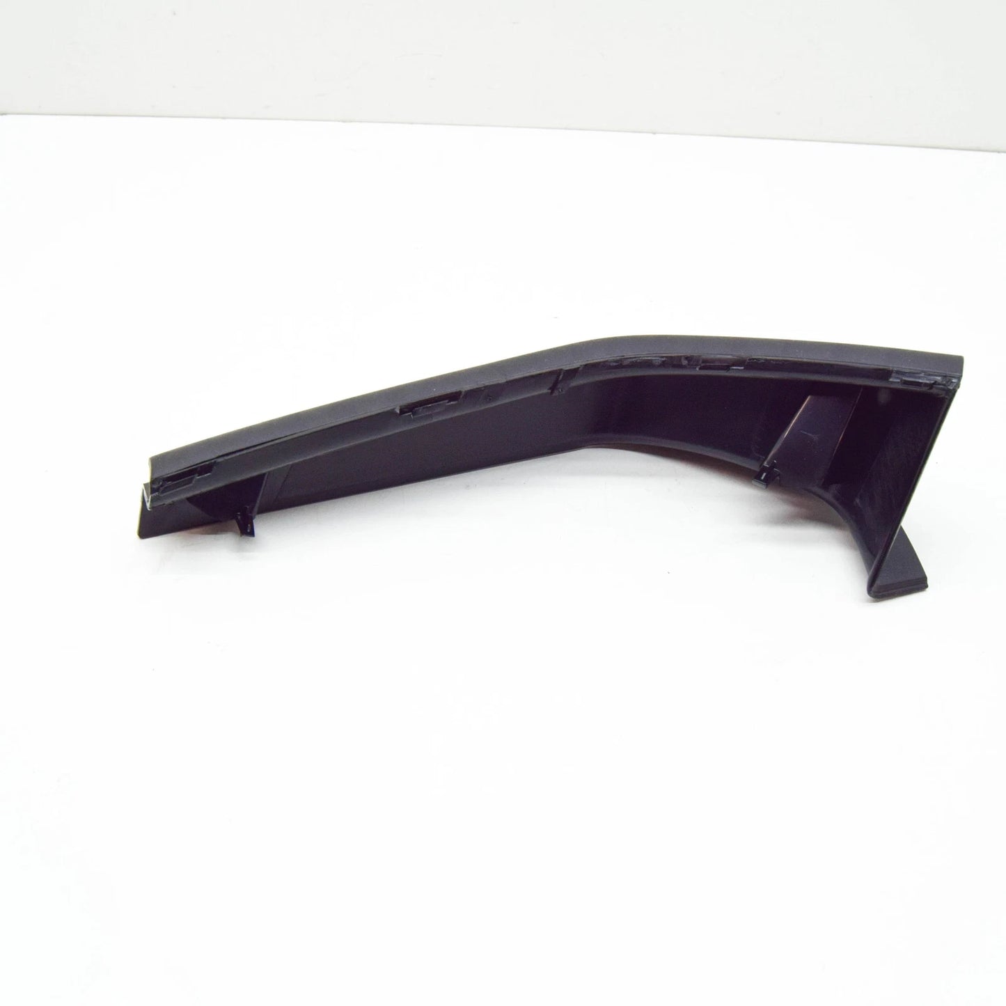 NEW VW ID.3 E11 REAR RIGHT OUTER TAIL LIGHT TRIM 10A945312 ORIGINAL