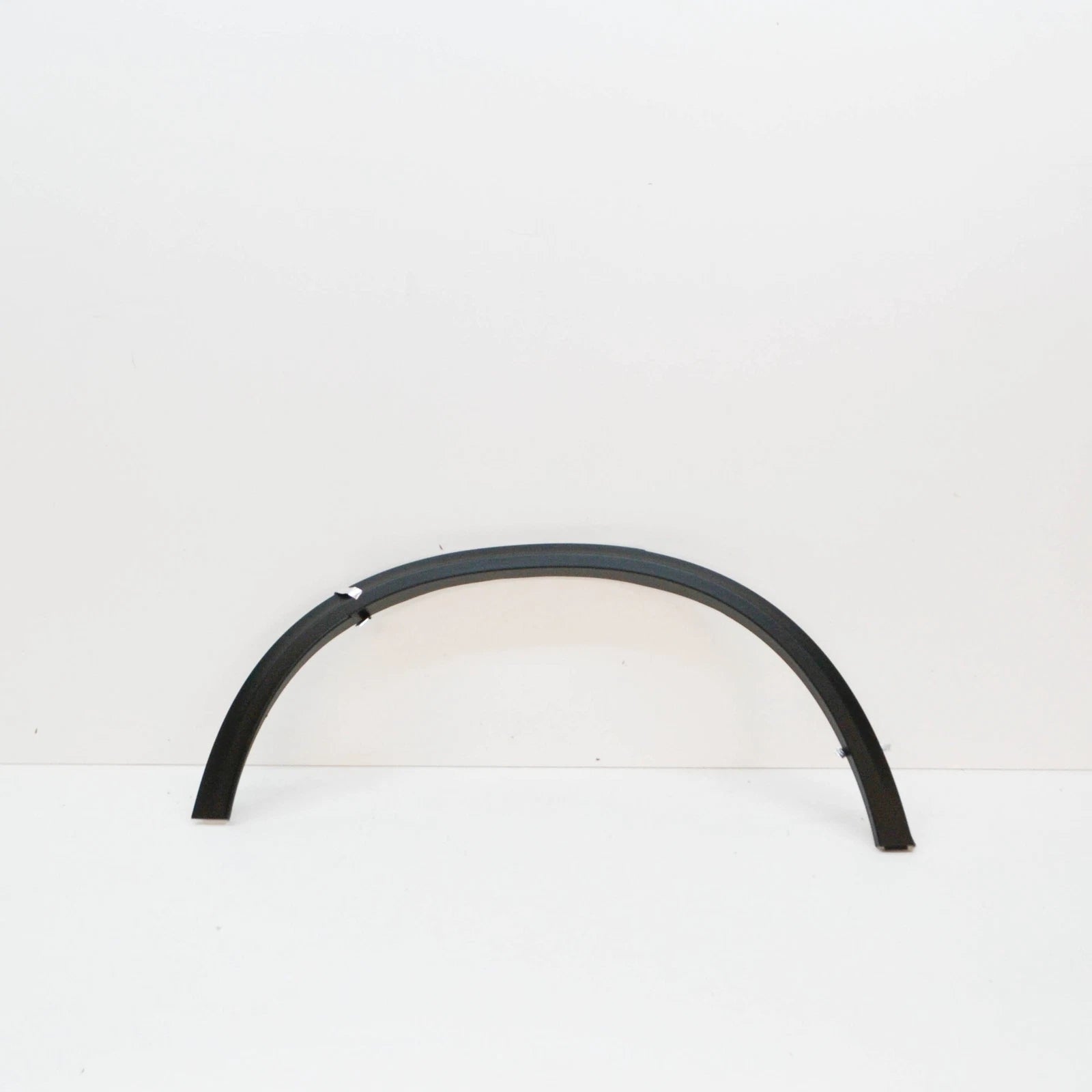 NEW MB GLC COUPE C253 REAR RIGHT FENDER COVER TRIM A2538851401 ORIGINAL