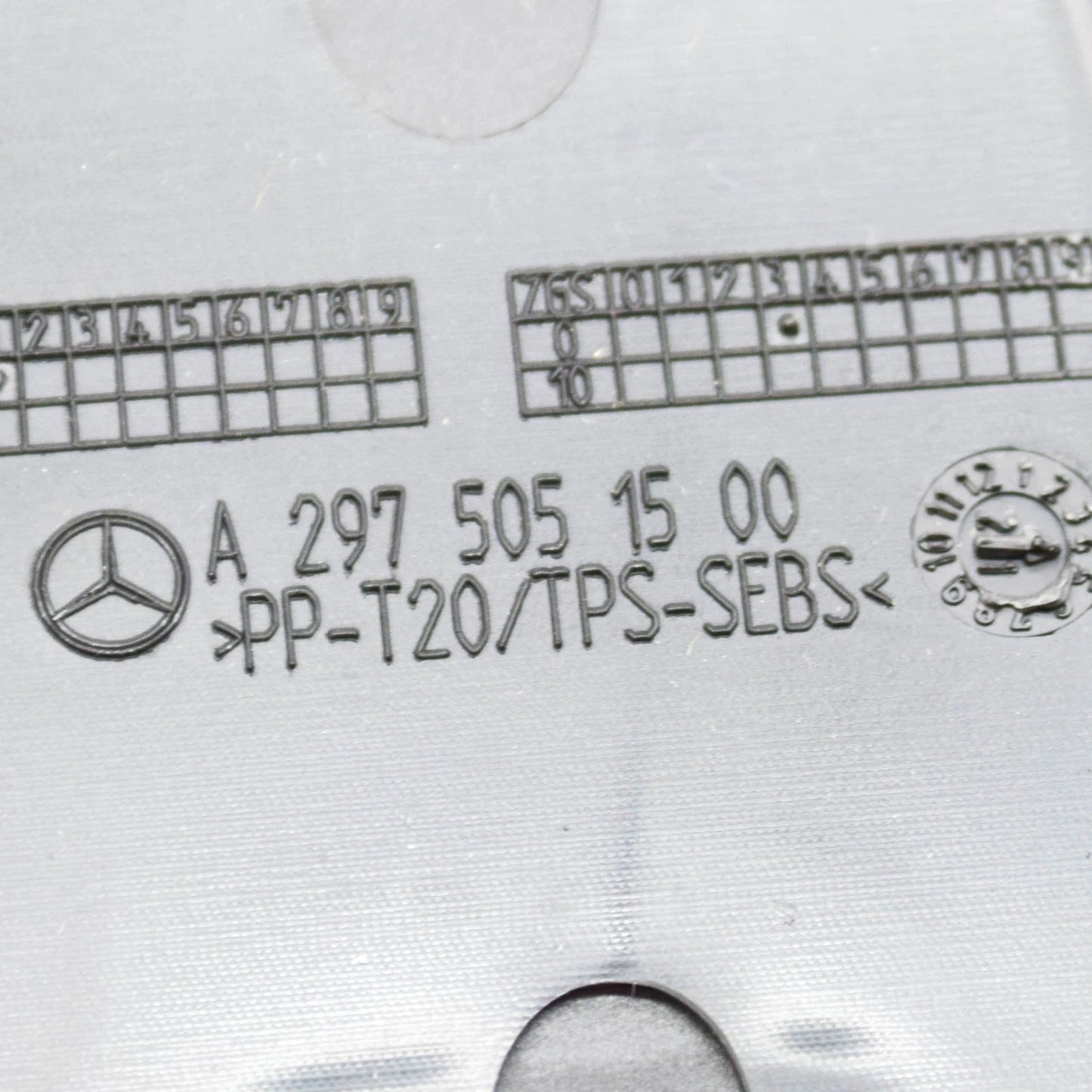 NEW MERCEDES-BENZ EQS V297 UPPER AIR DUCT SEGMENT A2975051500 ORIGINAL