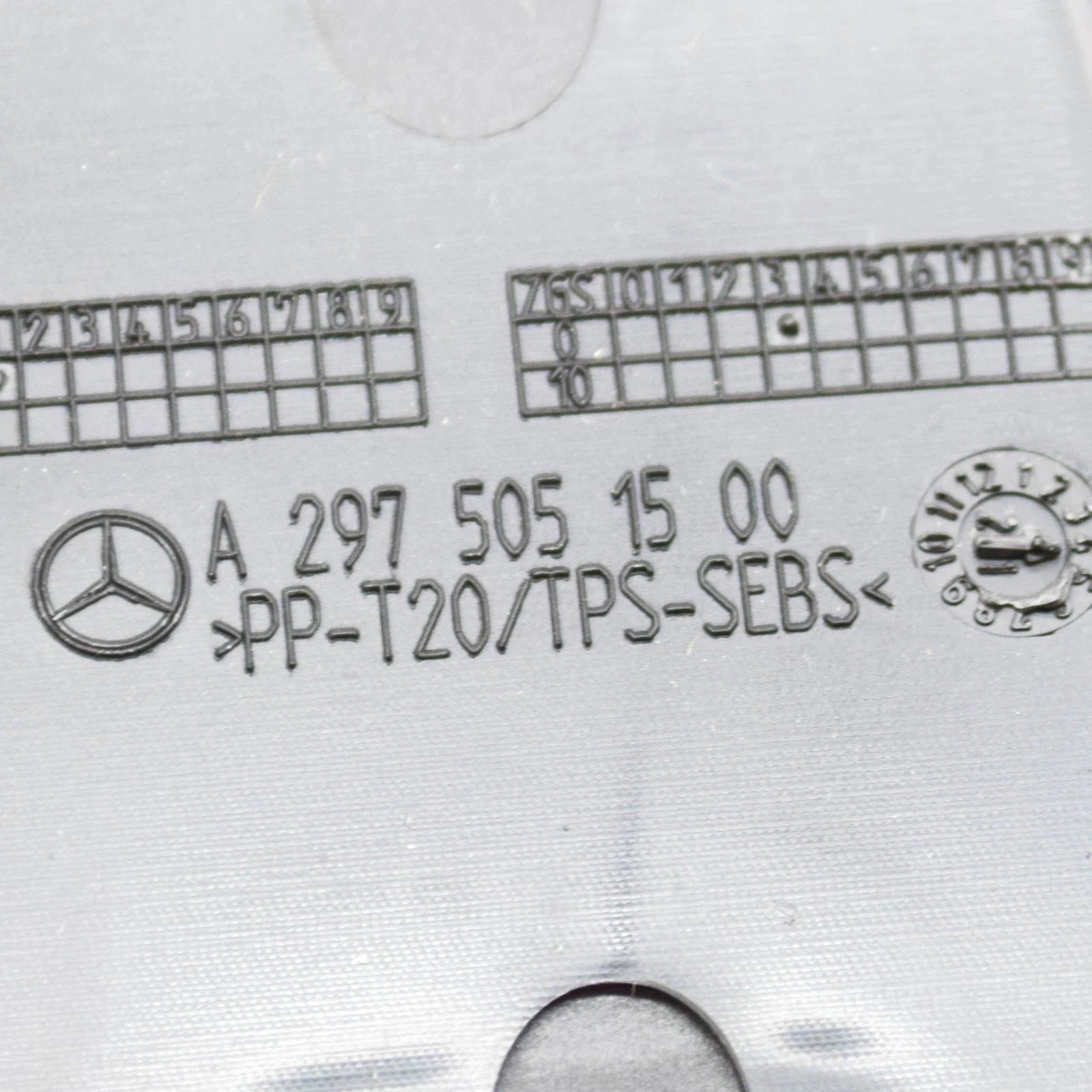 NEW MERCEDES-BENZ EQS V297 UPPER AIR DUCT SEGMENT A2975051500 ORIGINAL