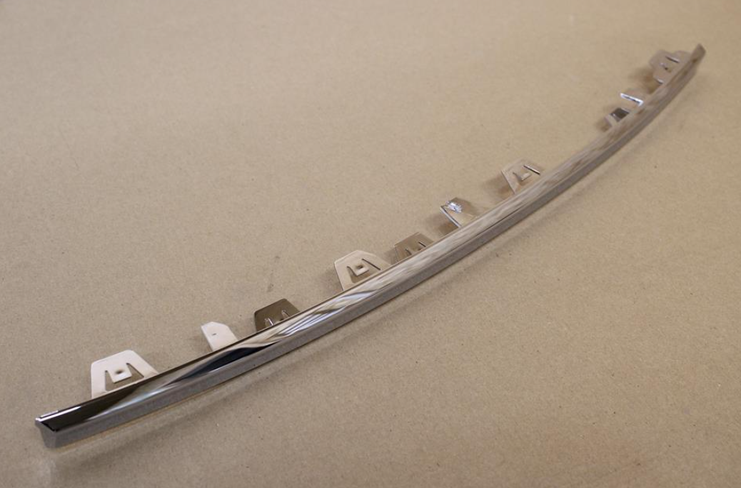 new volkswagen transporter t6 front right bumper molding 7e58530662zz original