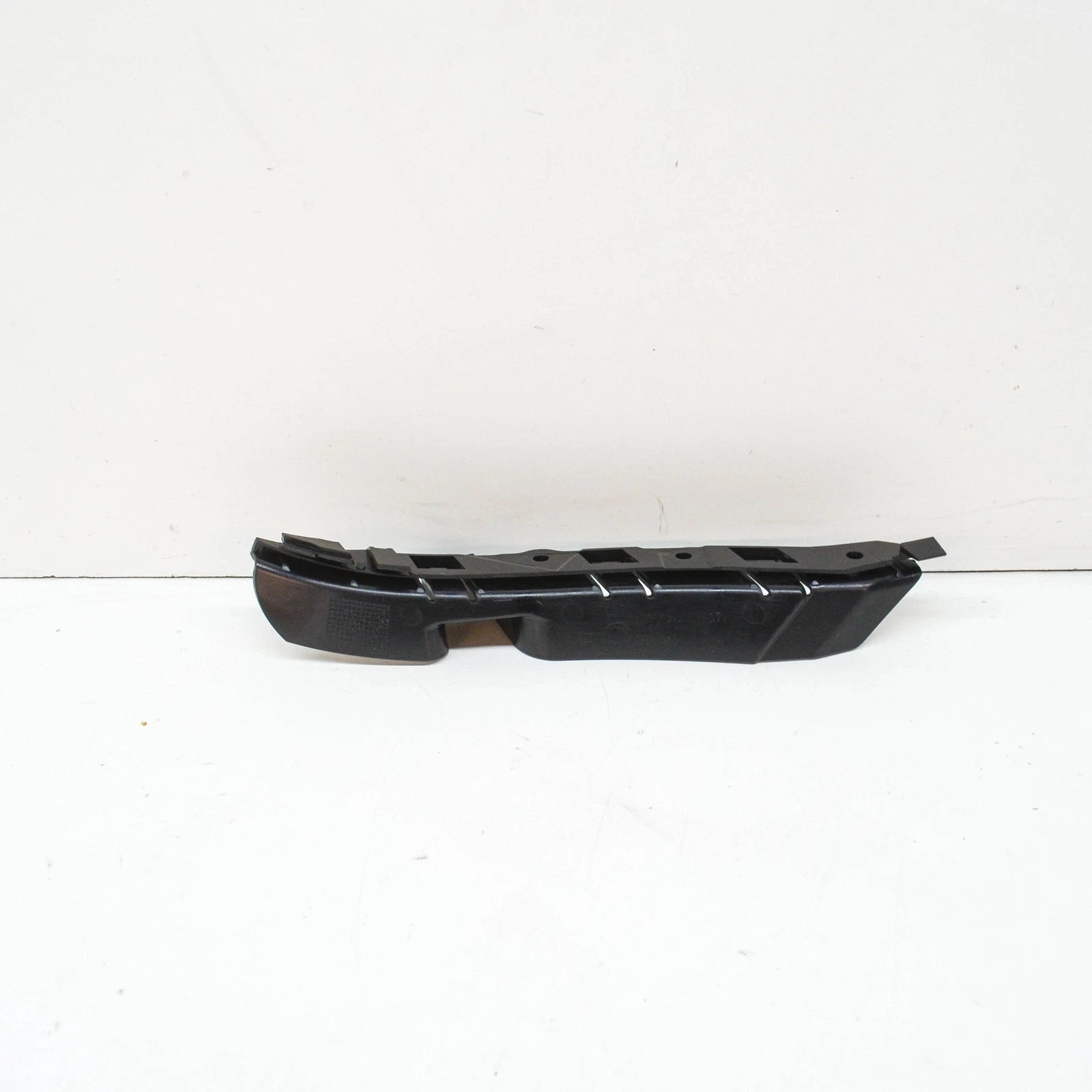 NEW BMW 5 E60 FRONT LEFT BUMPER BRACKET 51117895735 ORIGINAL
