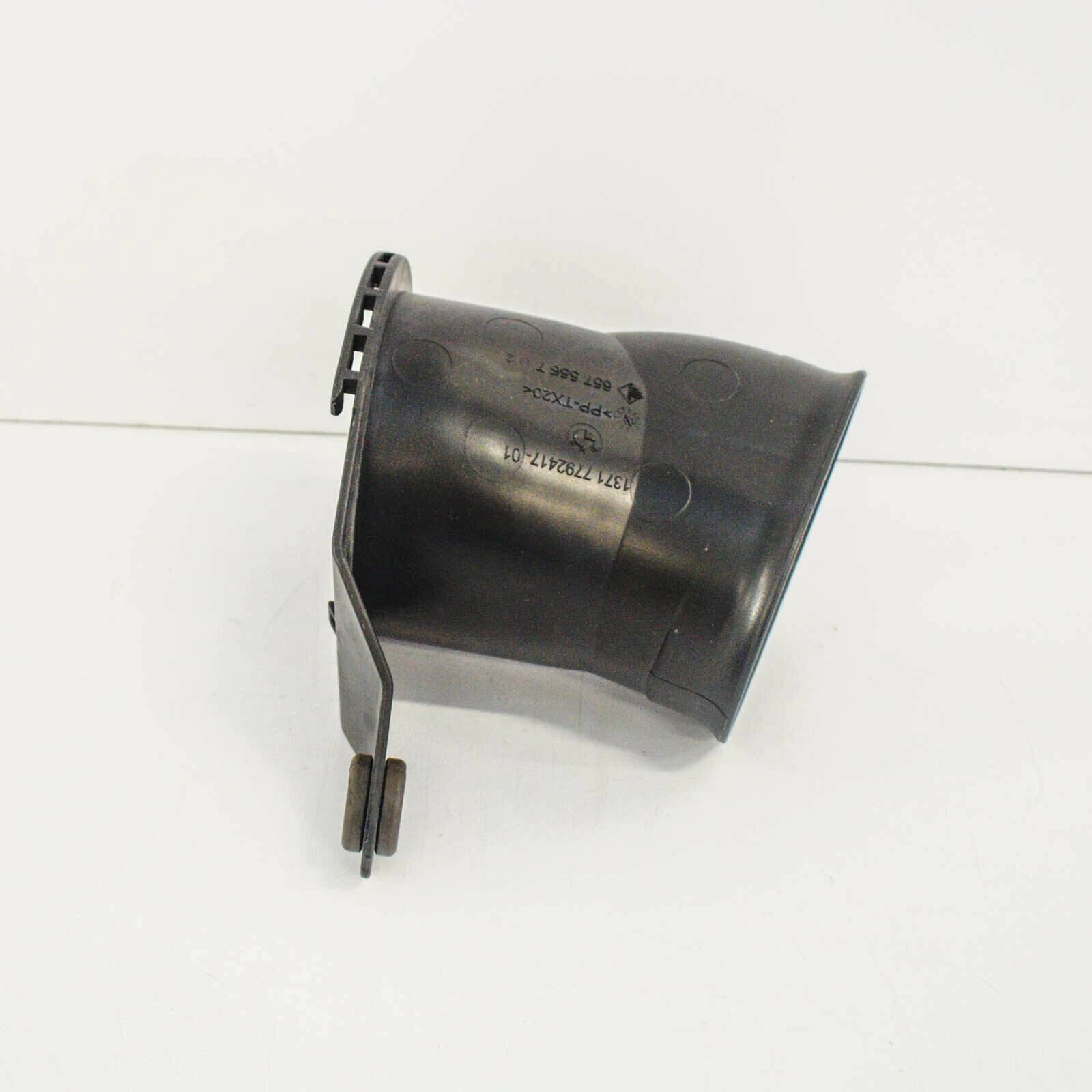 NEW BMW 5 E60 AIR INTAKE DUCT 13717792417 7792417 ORIGINAL