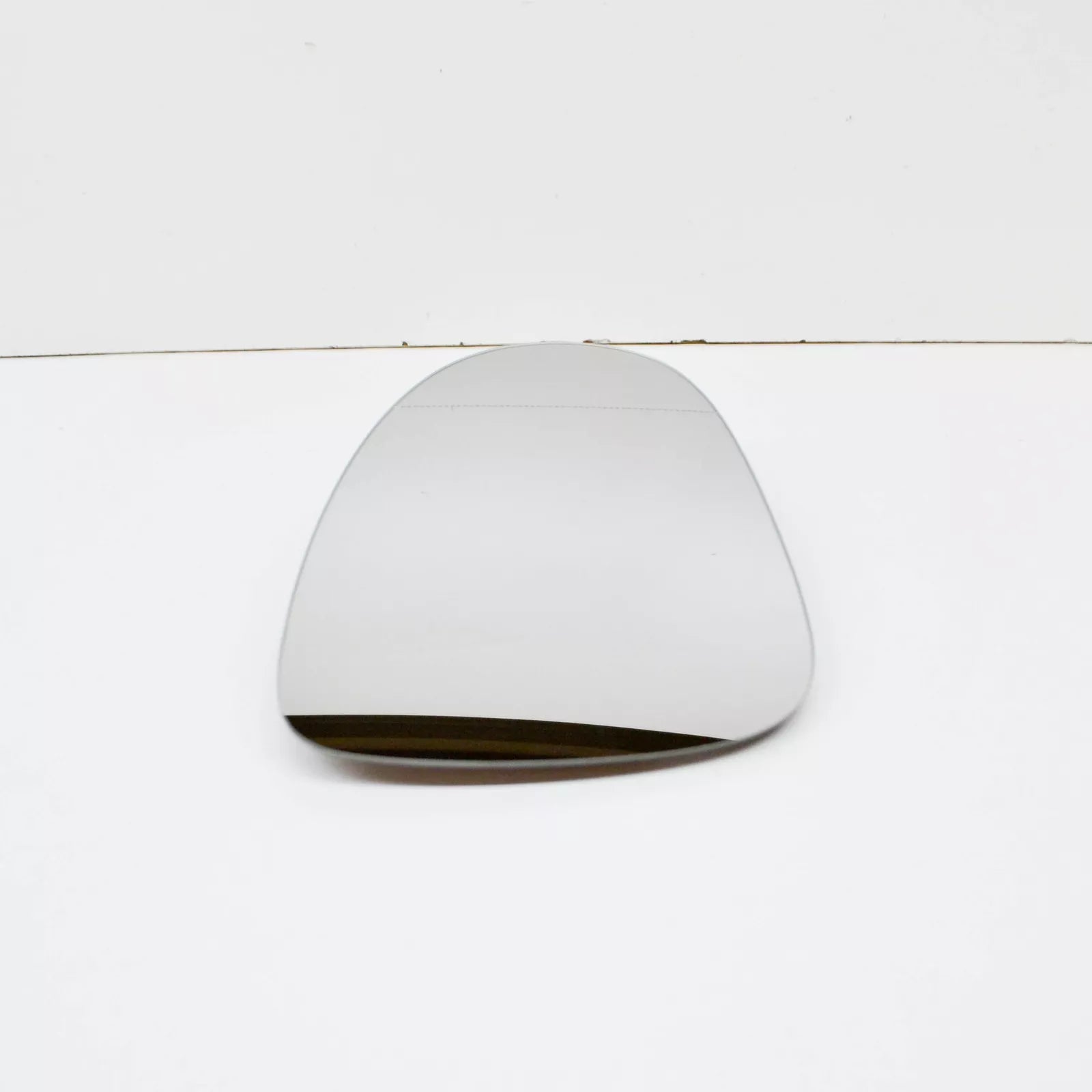 NEW VW TOUAREG 7P FRONT RIGHT DOOR MIRROR GLASS 7P6857522C