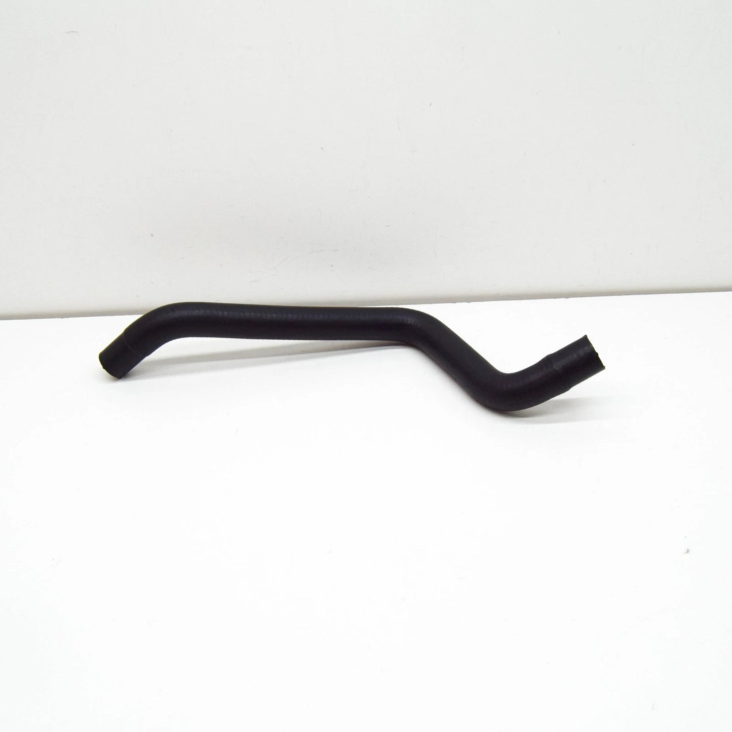 NEW BMW M5 E34 COOLING SYSTEM HOSE 11531315293 1315293 ORIGINAL
