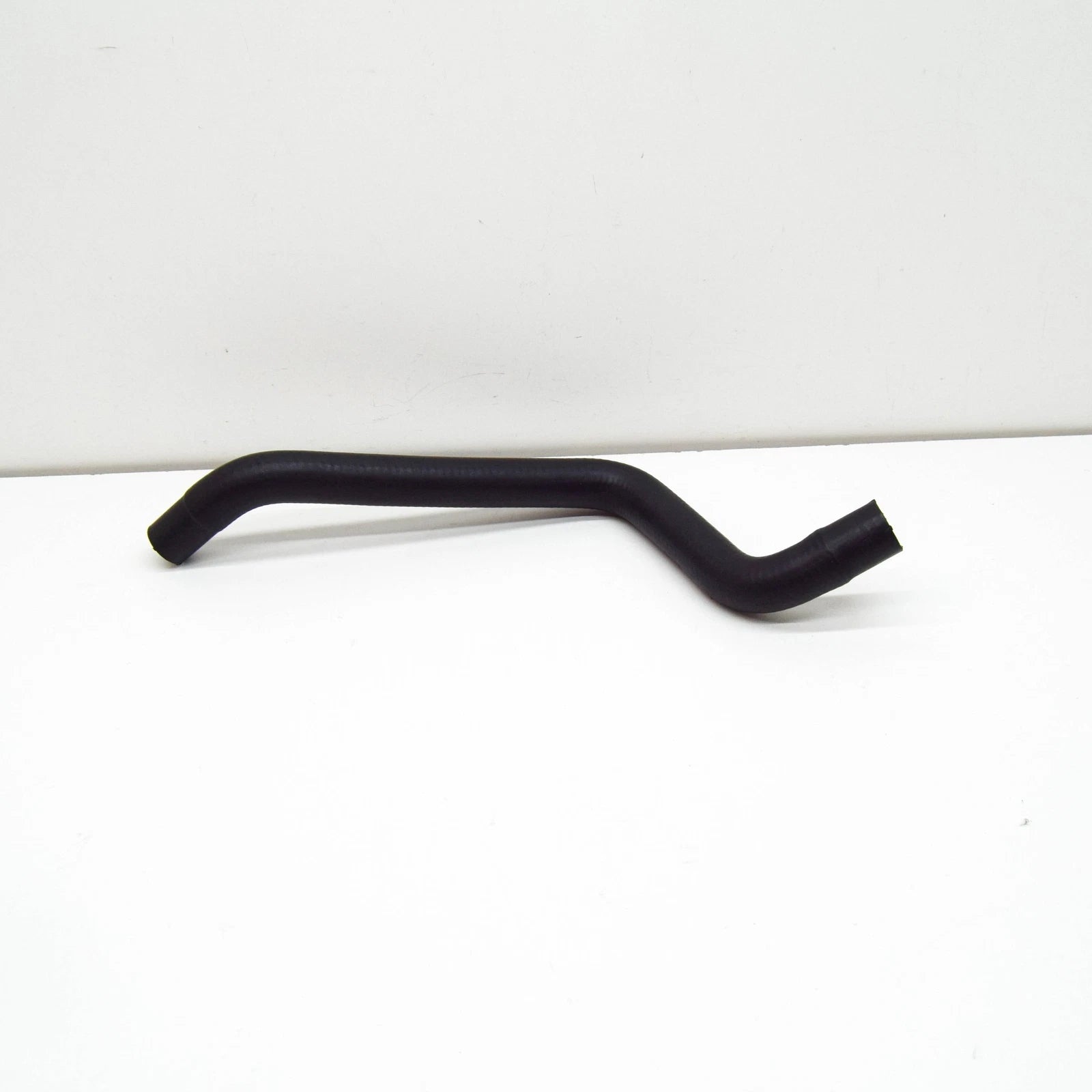 NEW BMW M5 E34 COOLING SYSTEM HOSE 11531315293 1315293 ORIGINAL