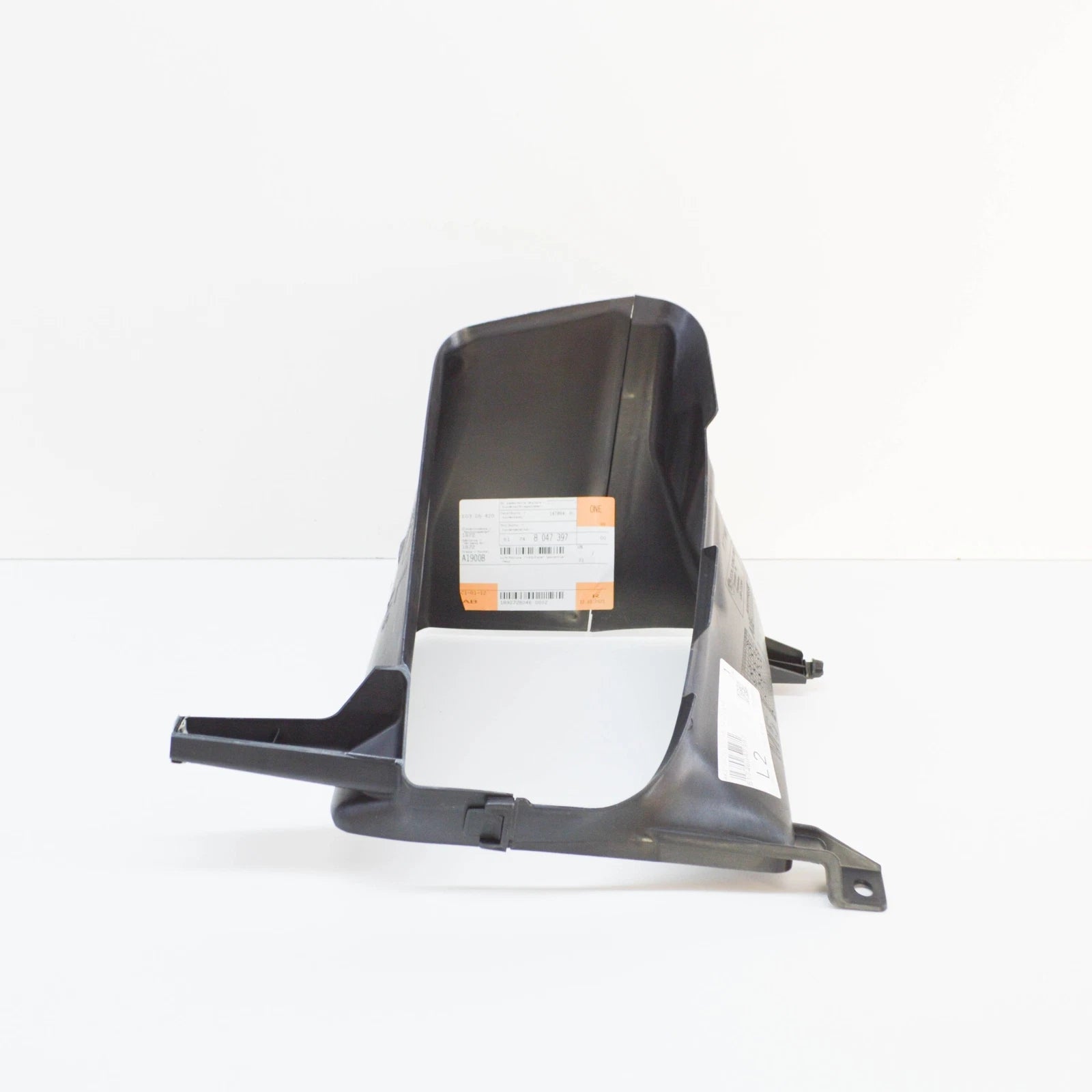 NEW BMW 5 F10 4.4I 412KW LEFT SIDE AIR DUCT 51748047397 2012 ORIGINAL