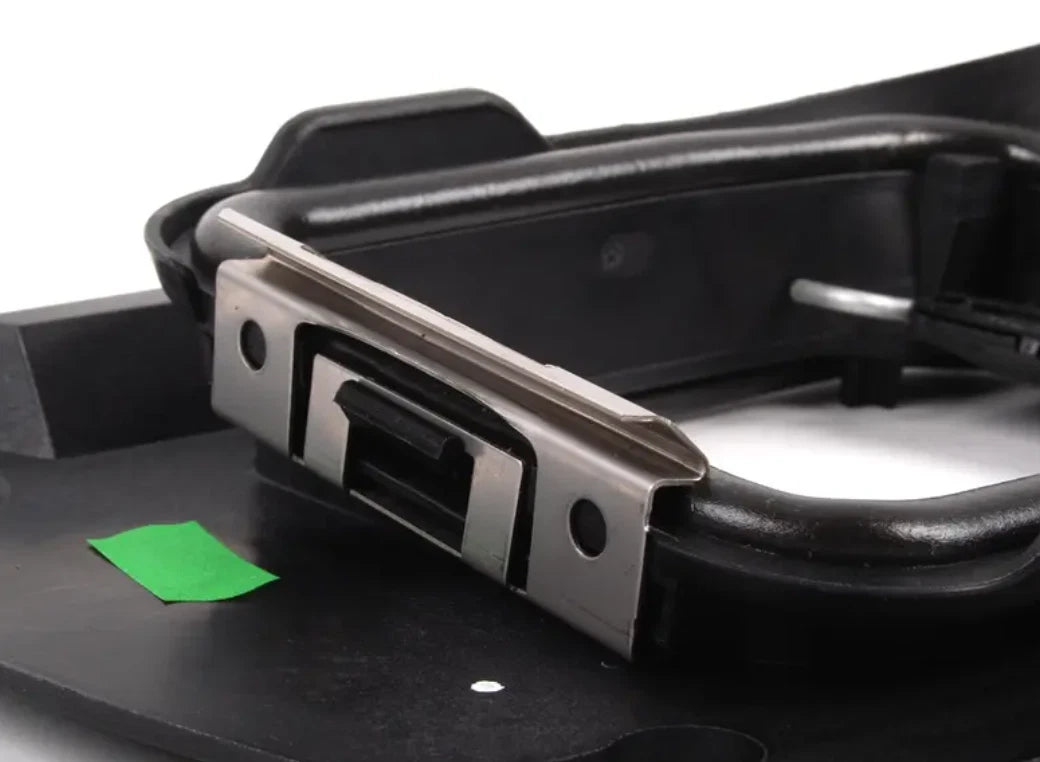 NEW BMW 7 E65,E66,E67 RIGHT AIR DUCT SEAL 64318386178 8386178 ORIGINAL