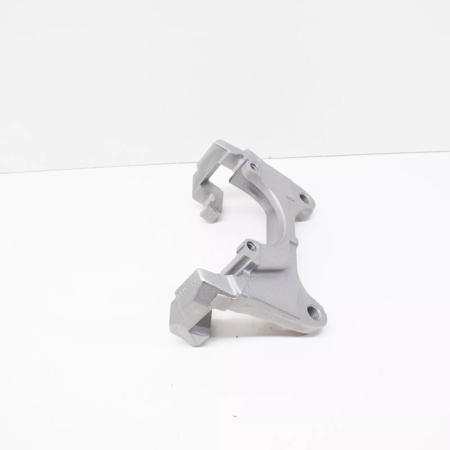 NEW VOLKSWAGEN EOS FRONT BRAKE CALIPER CARRIER 1K0615125B ORIGINAL