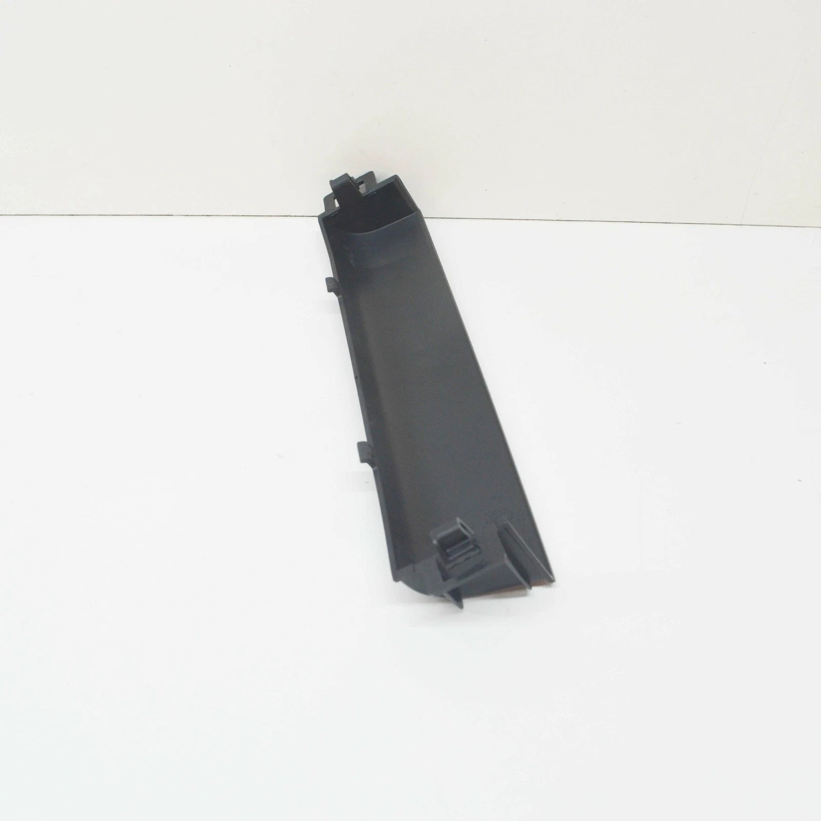 NEW VOLKSWAGEN CADDY AIR GUIDE PLASTIC LOWER 1T0121330 2016 ORIGINAL