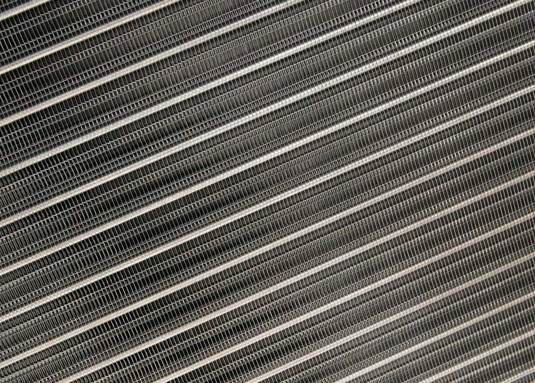 NEW VOLKSWAGEN EOS ENGINE COOLING RADIATOR 1K0121251CJ ORIGINAL