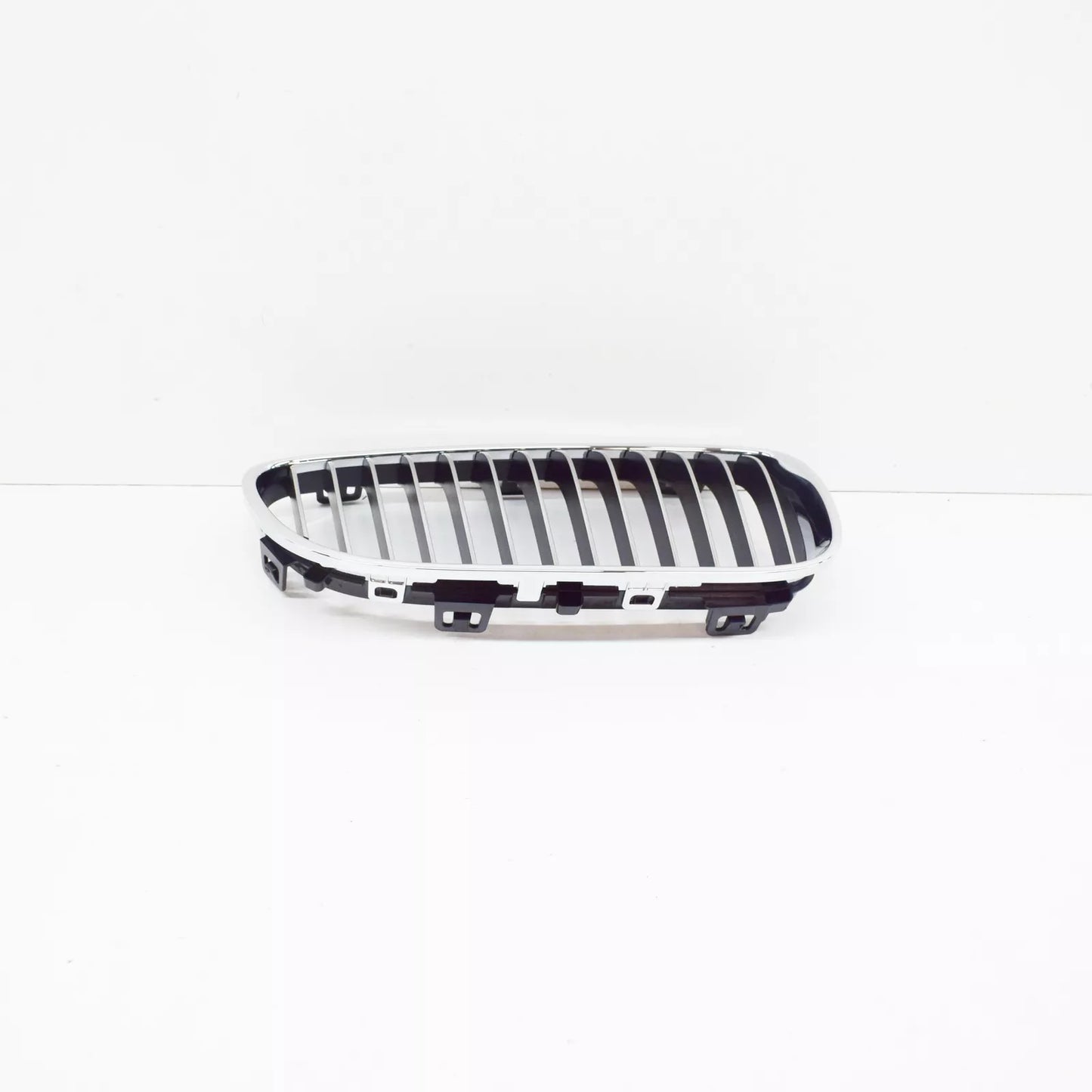 NEW BMW 3 COUPE E92 FRONT RADIATOR RIGHT BLACK CHROME GRILLE 51137254972