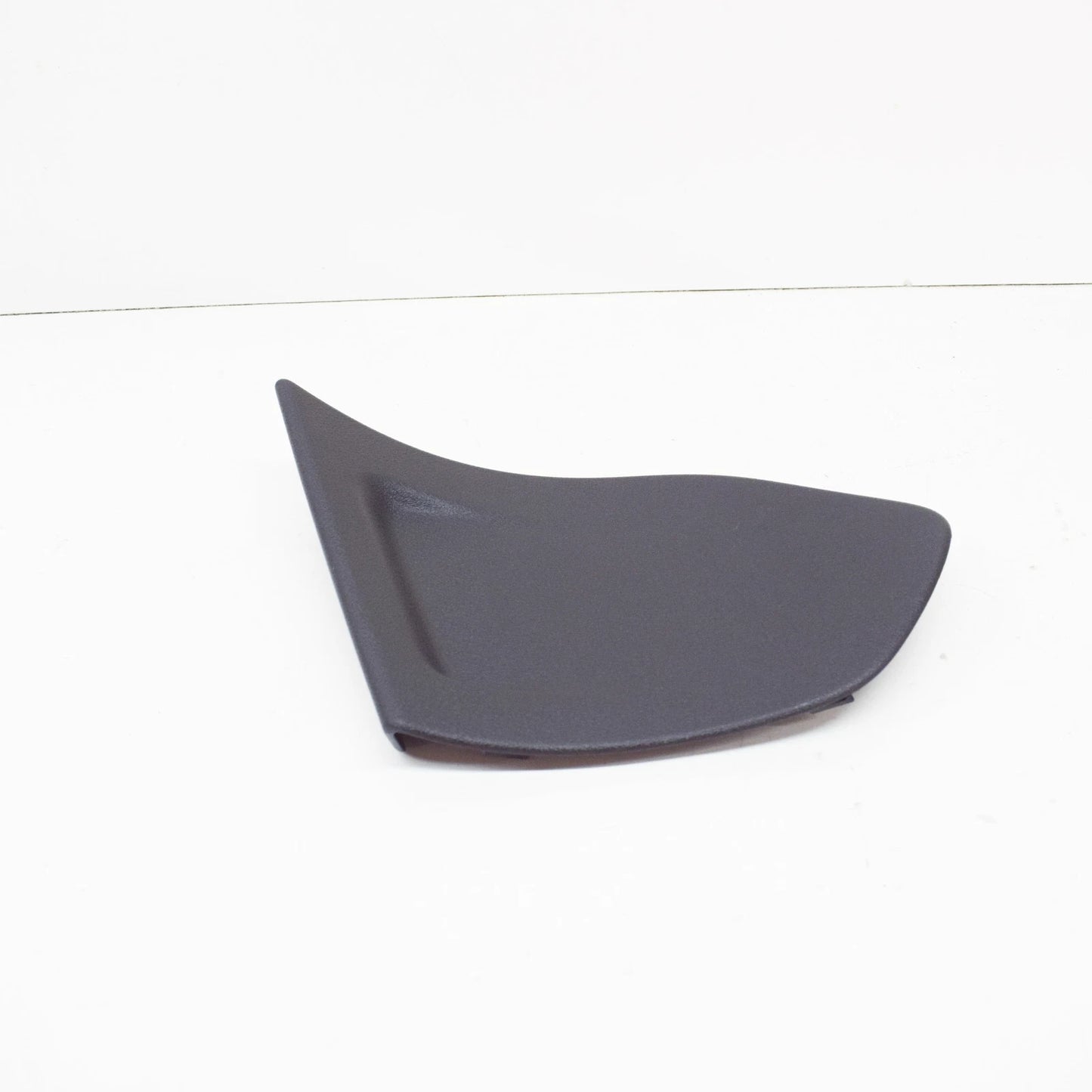 NEW AUDI Q3 8U REAR RIGHT TAIL LIGHT COVER 8U08676584PK ORIGINAL