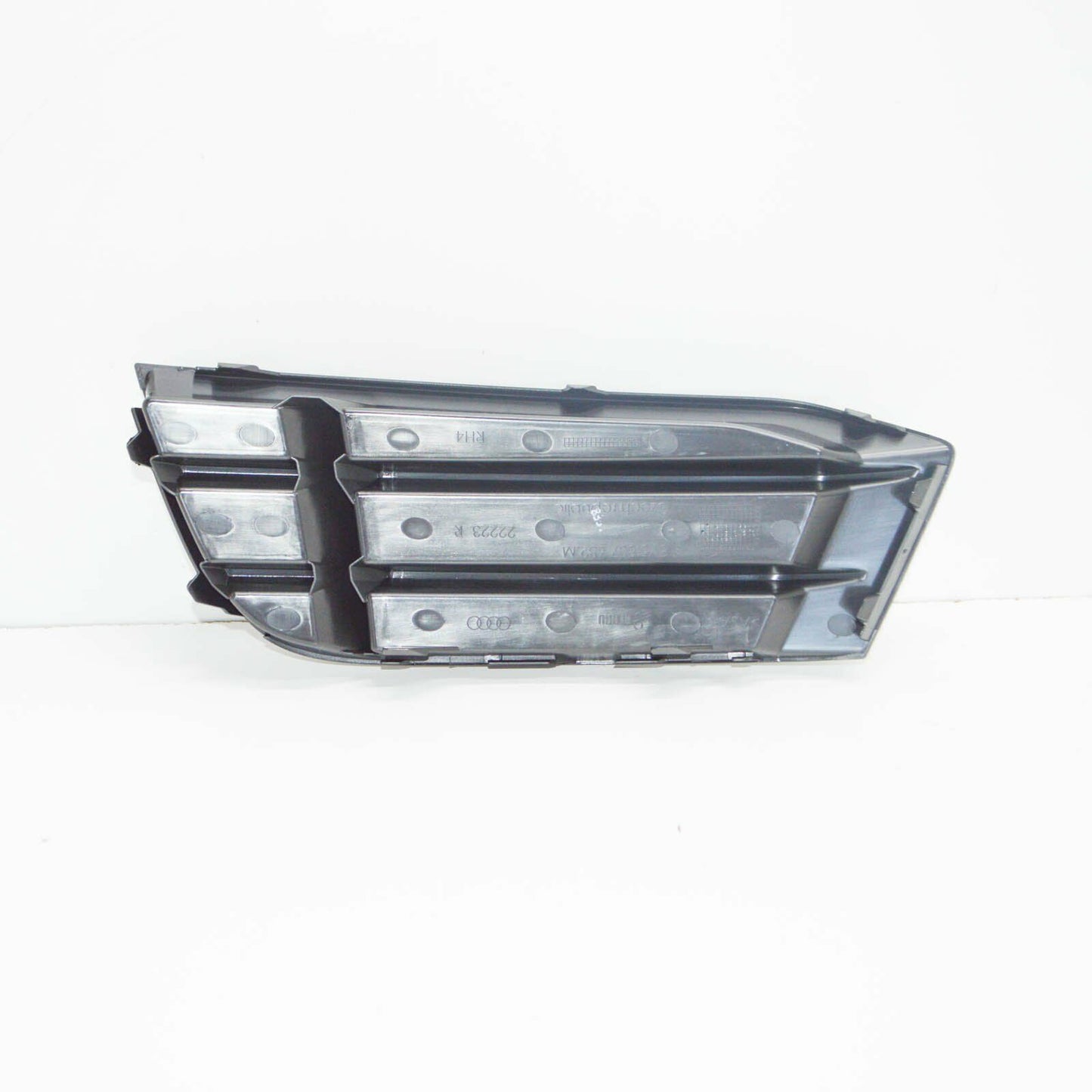 NEW AUDI A3 8V FRONT BUMPER RIGHT AIR GUIDE GRILLE 8V5807682M9B9 ORIGINAL